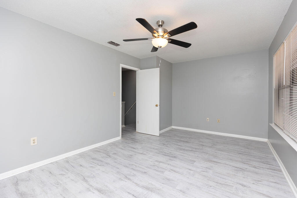 DEVAUX T/H - Residential Lease