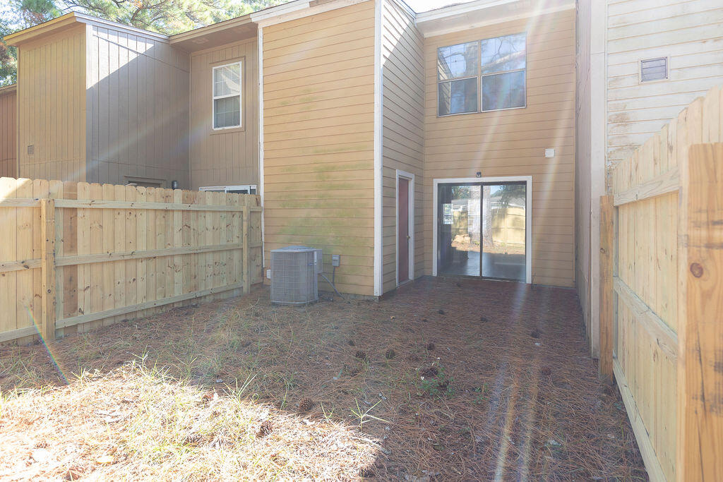 DEVAUX T/H - Residential Lease