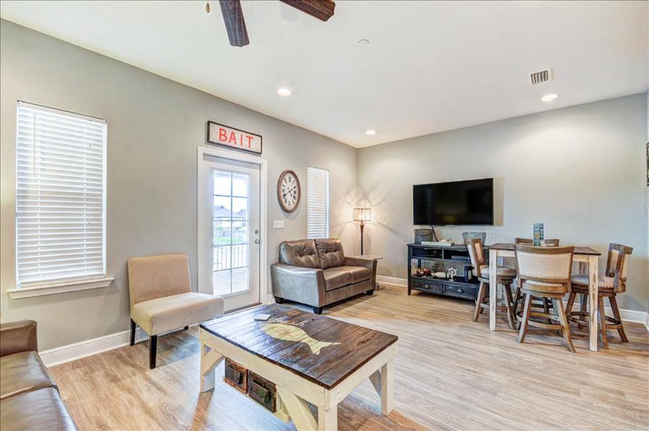 ONE TWENTY FIVE CRYSTAL BEACH DRIVE S/D - Residential