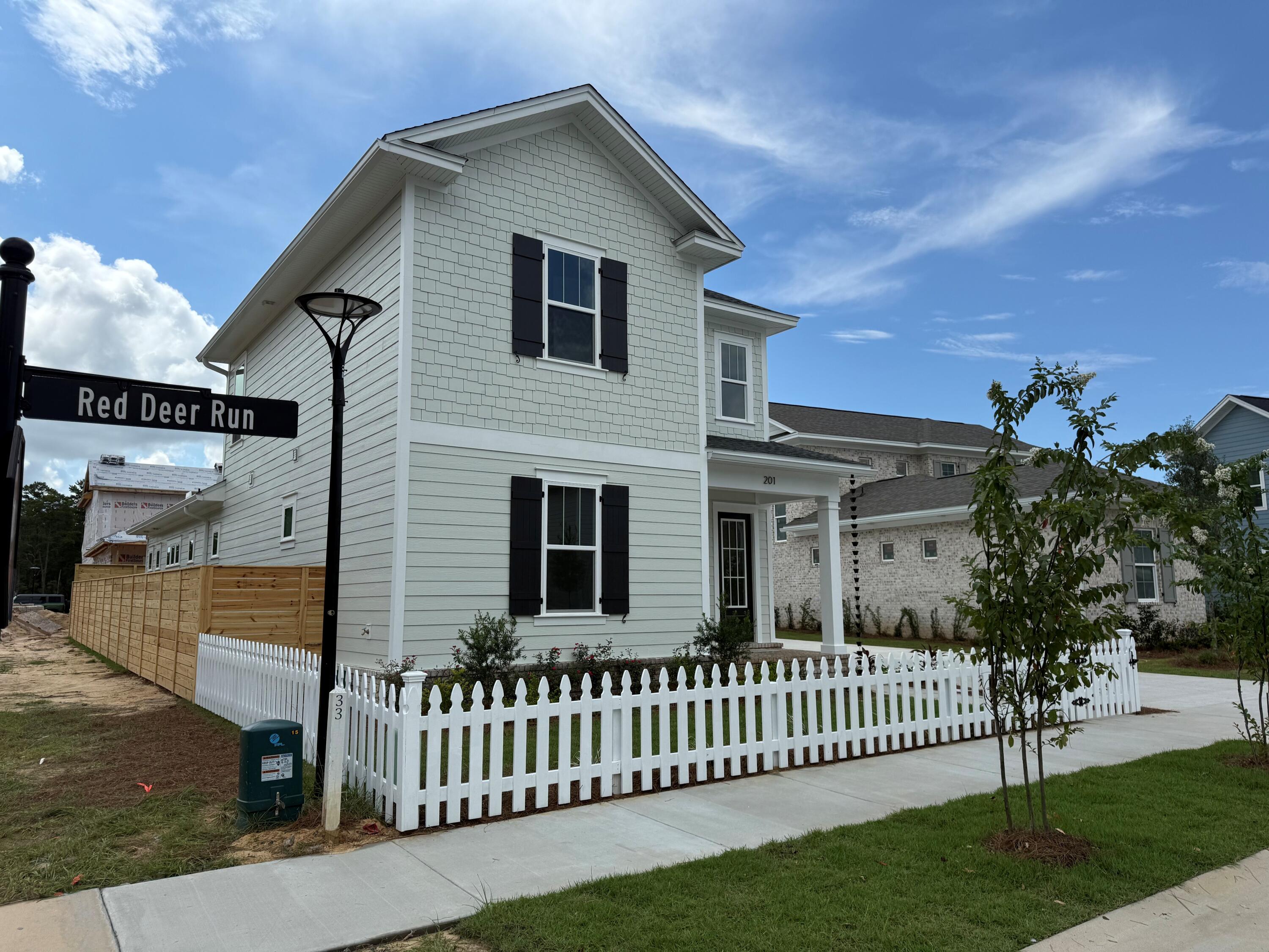 DEER MOSS CREEK - Residential