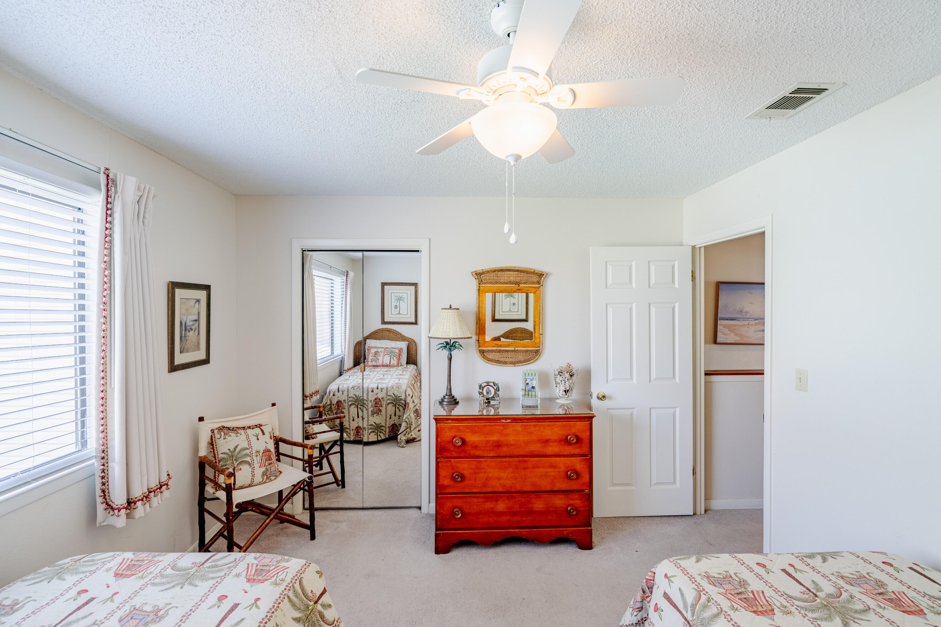 PORTSIDE RESORT - Residential