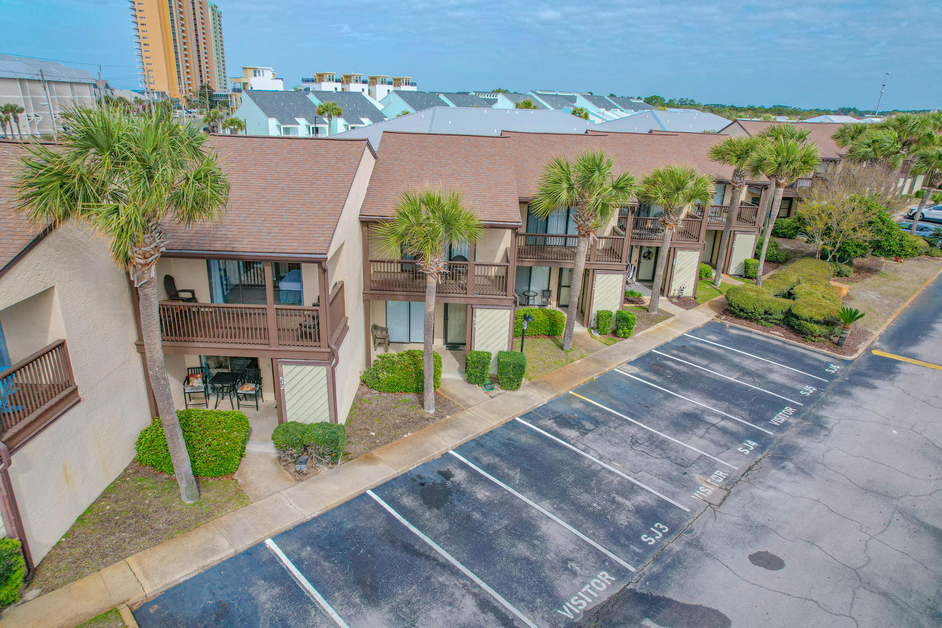 PORTSIDE RESORT - Residential