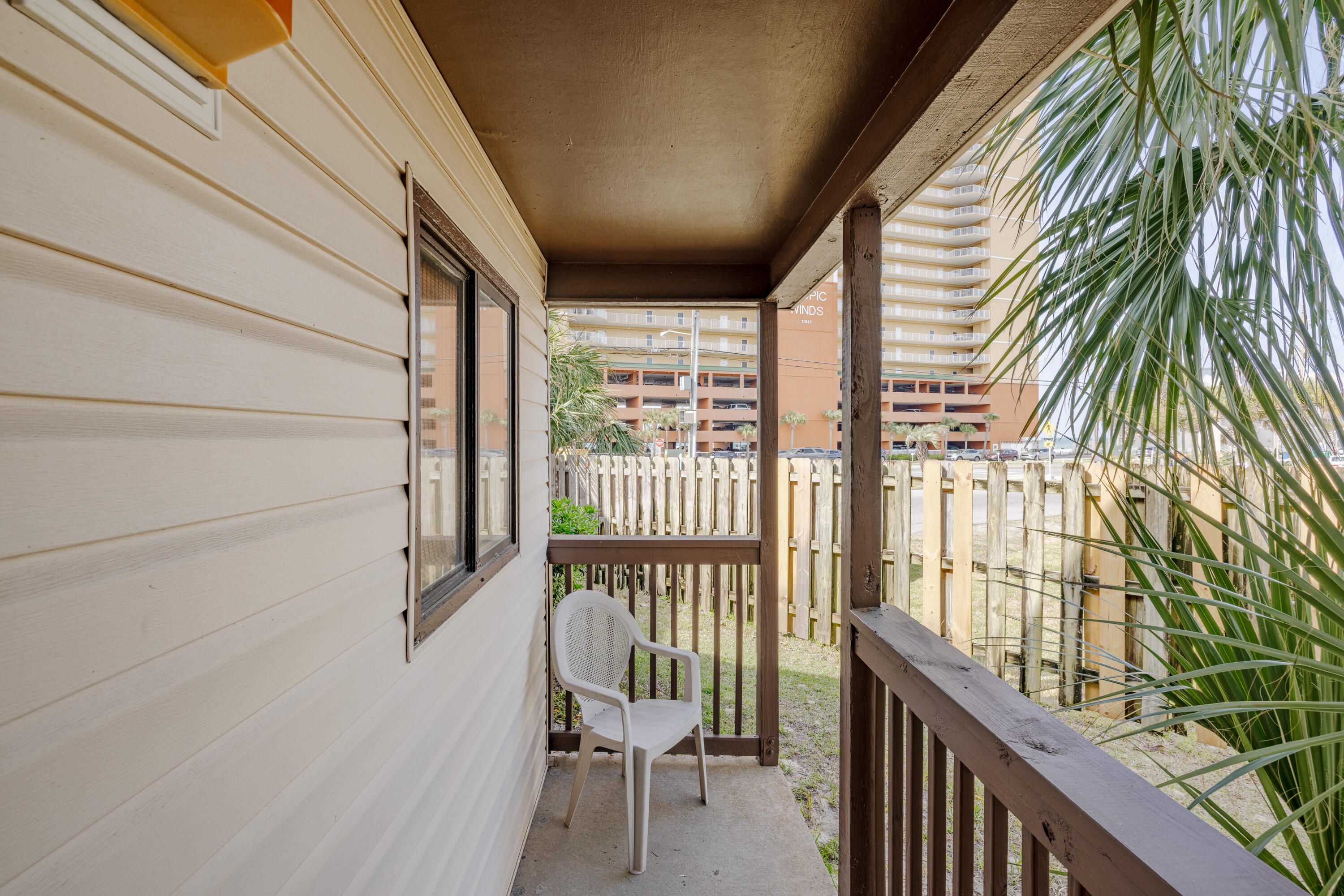 PORTSIDE RESORT - Residential