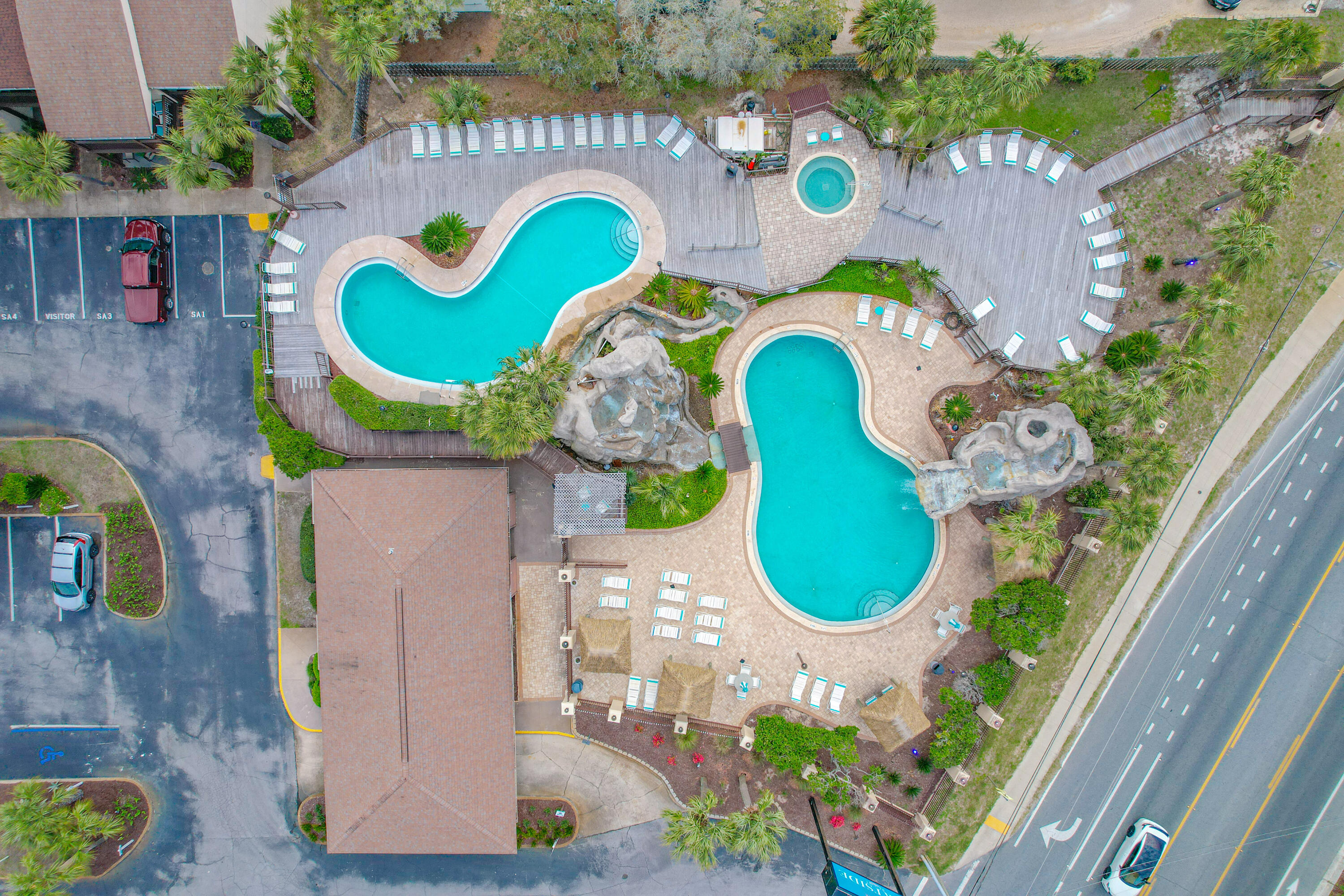 PORTSIDE RESORT - Residential