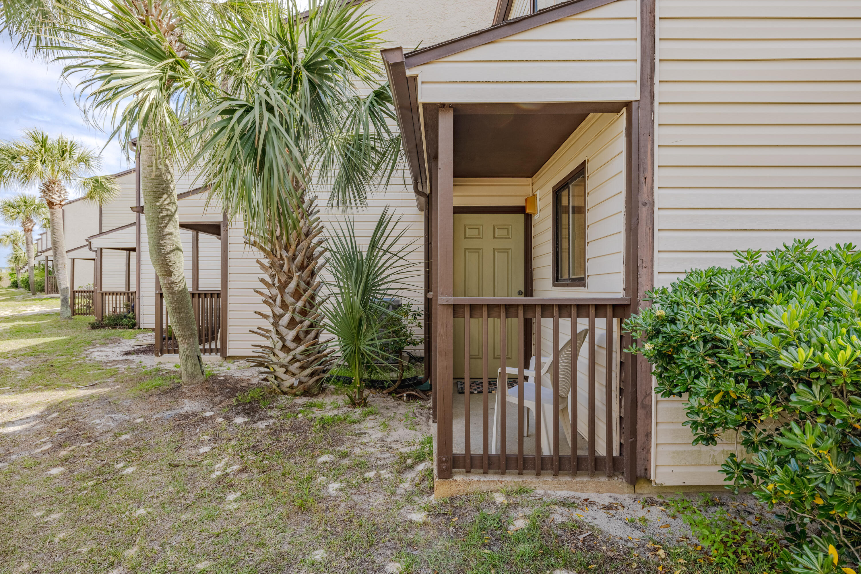 PORTSIDE RESORT - Residential