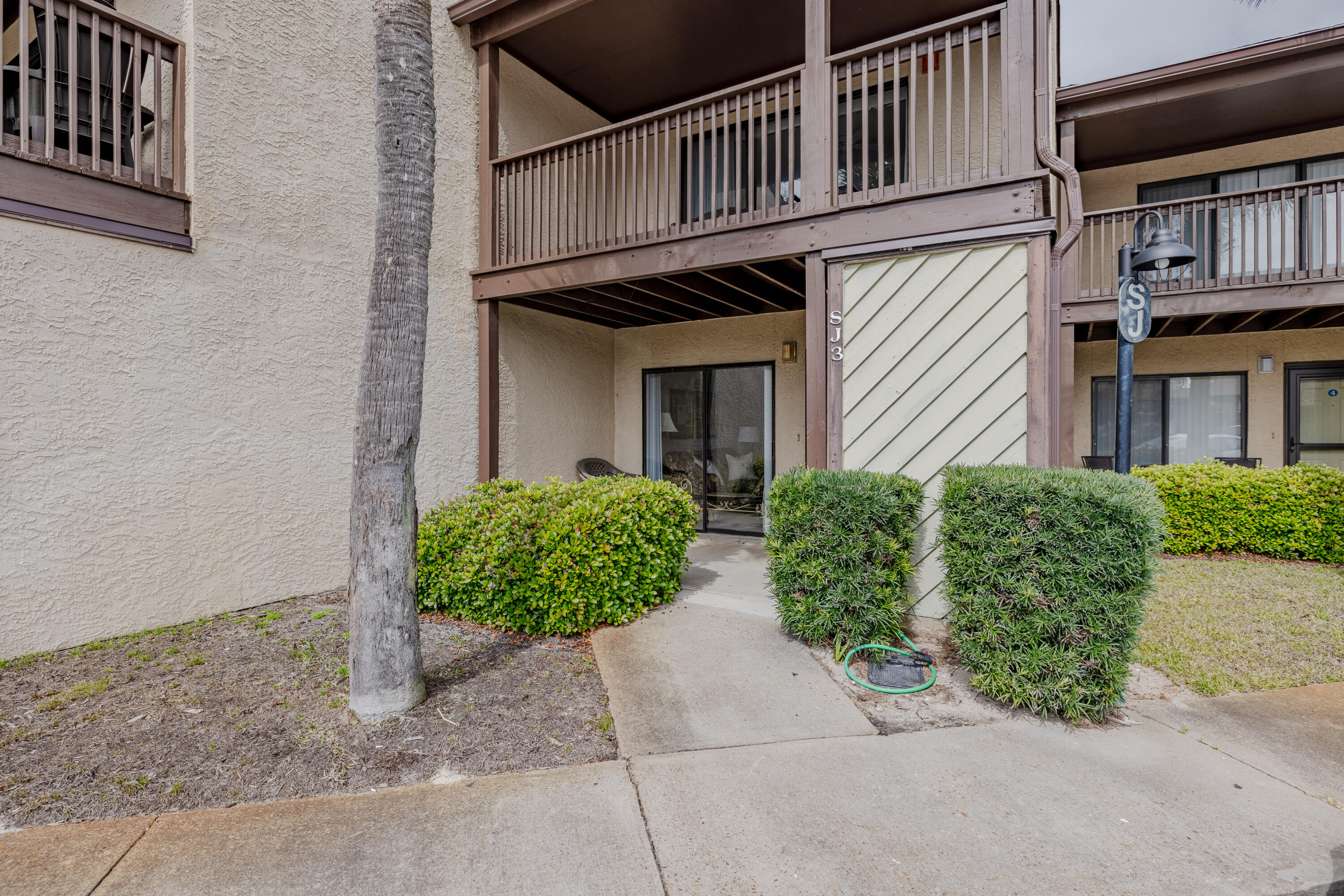 PORTSIDE RESORT - Residential