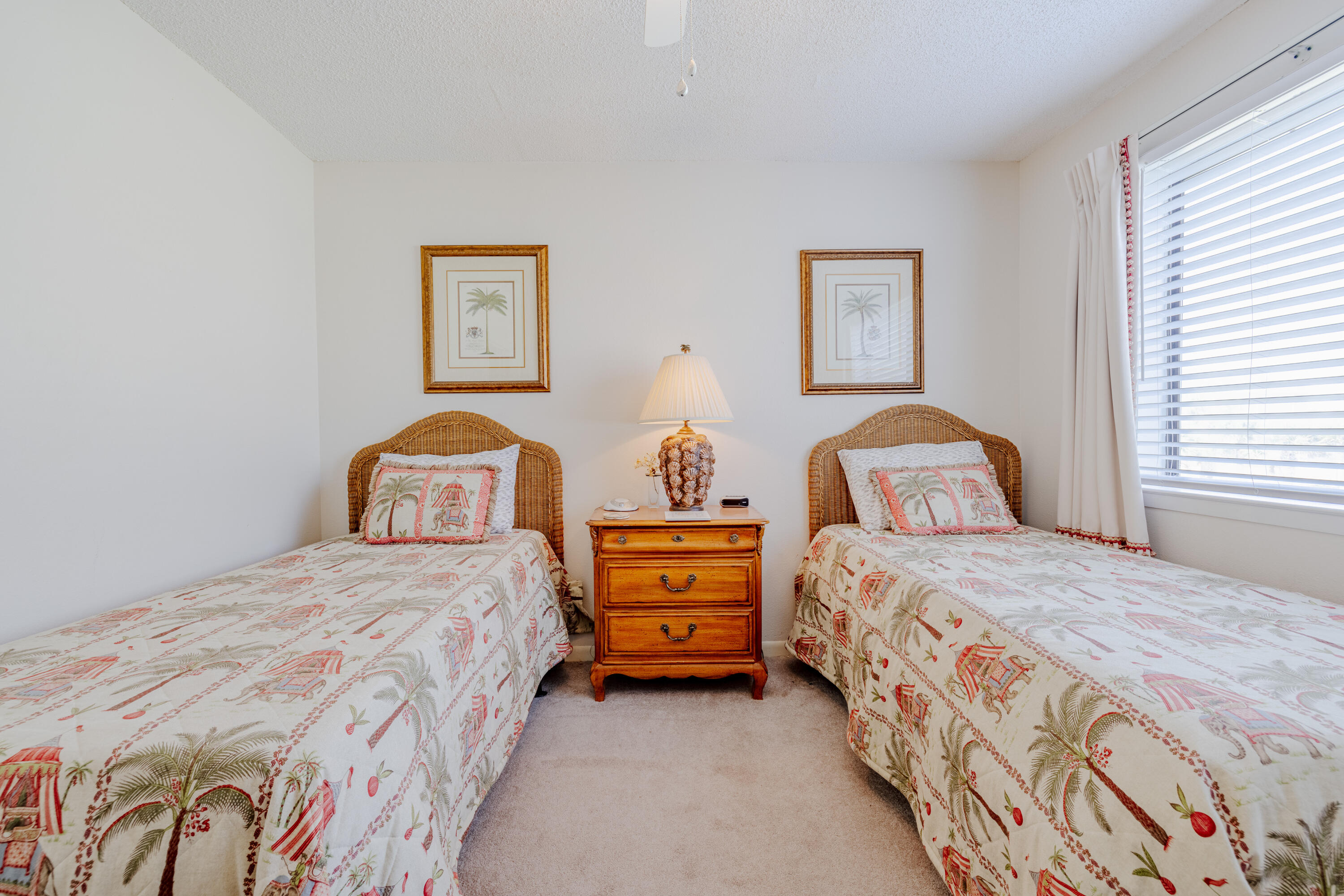 PORTSIDE RESORT - Residential