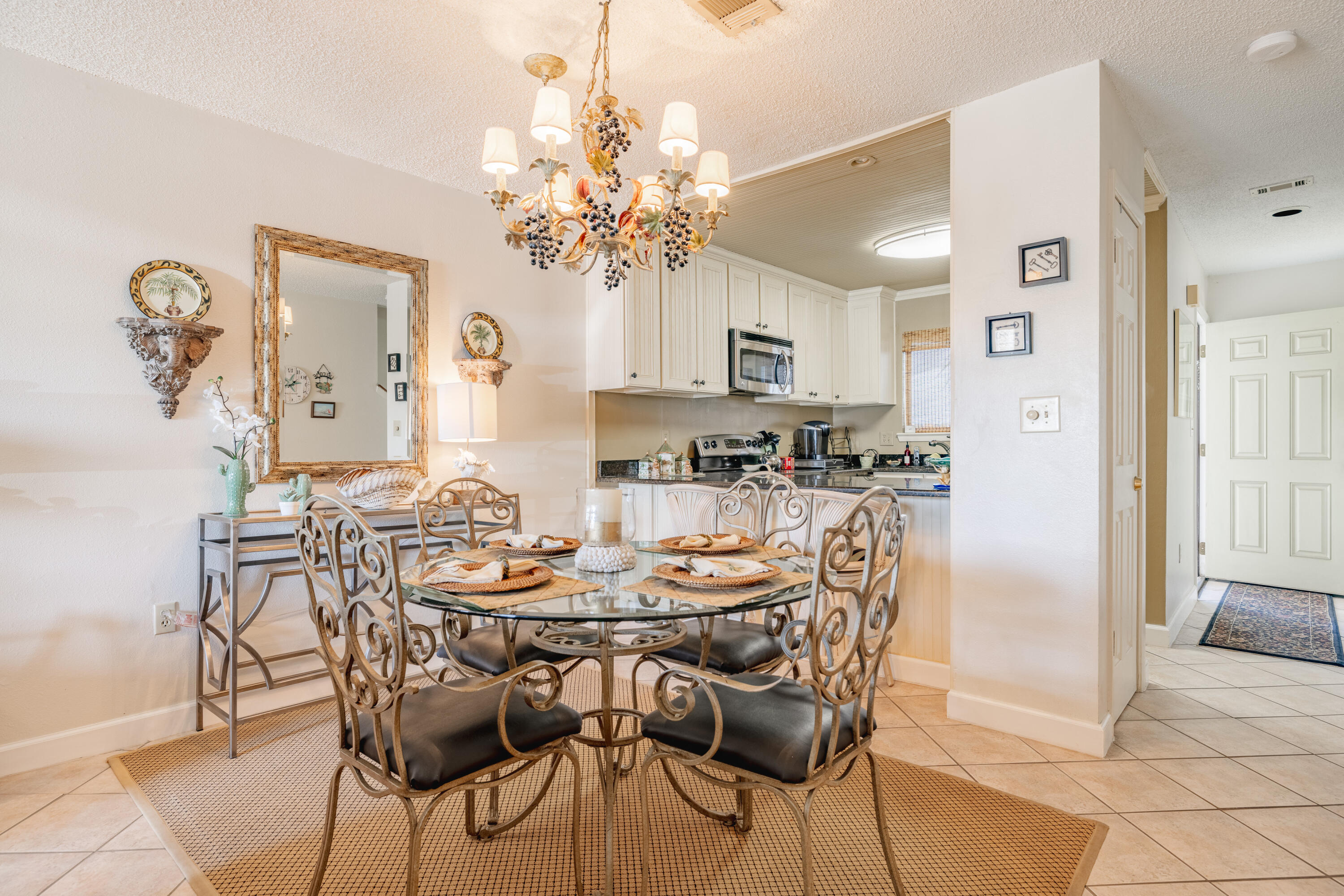 PORTSIDE RESORT - Residential