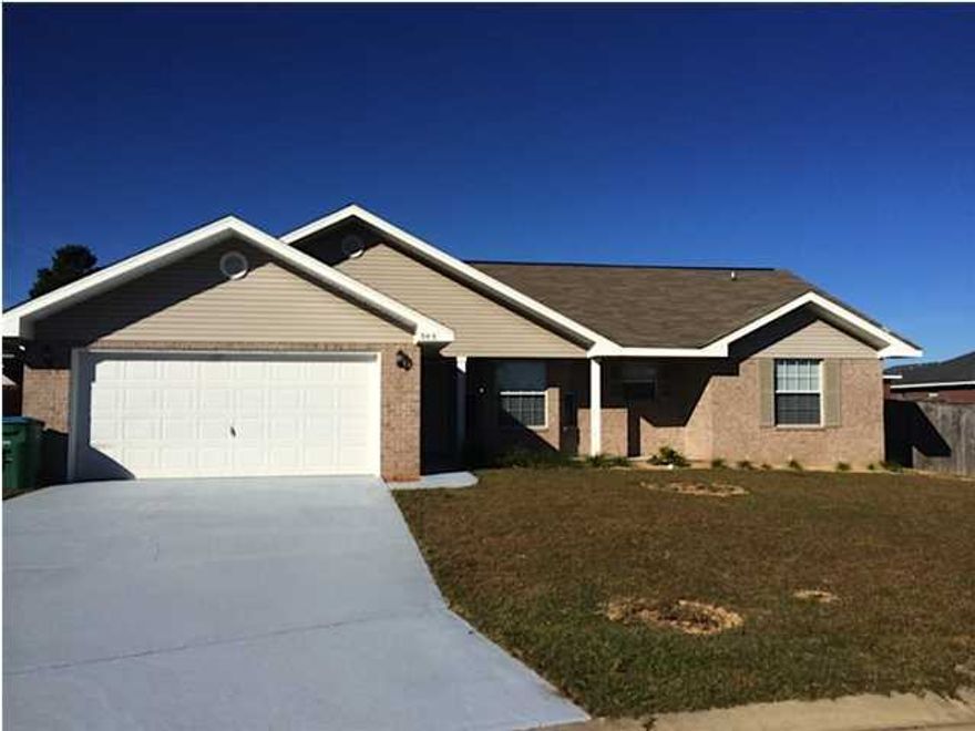 Very nice home in Iron Gate subdivision within walking distance of Riverside Elementary and Shoal River Middle Schools. This home features split bedroom design, open kitchen with stainless appliances and breakfast bar. The house has recently been painted and will go with any decor.