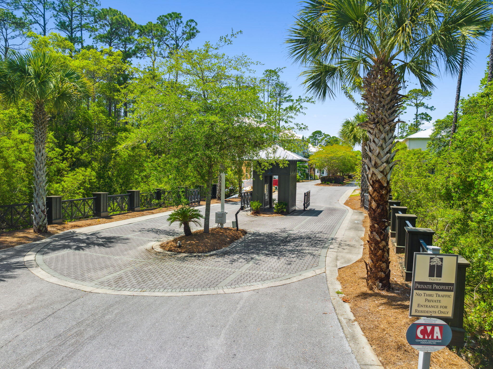 TREETOP VILLAGE - Land