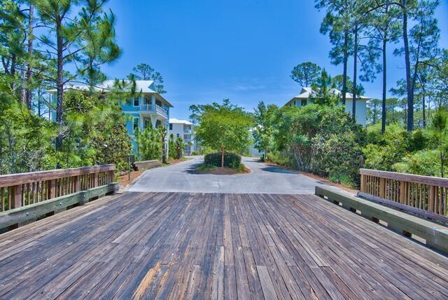 TREETOP VILLAGE - Land