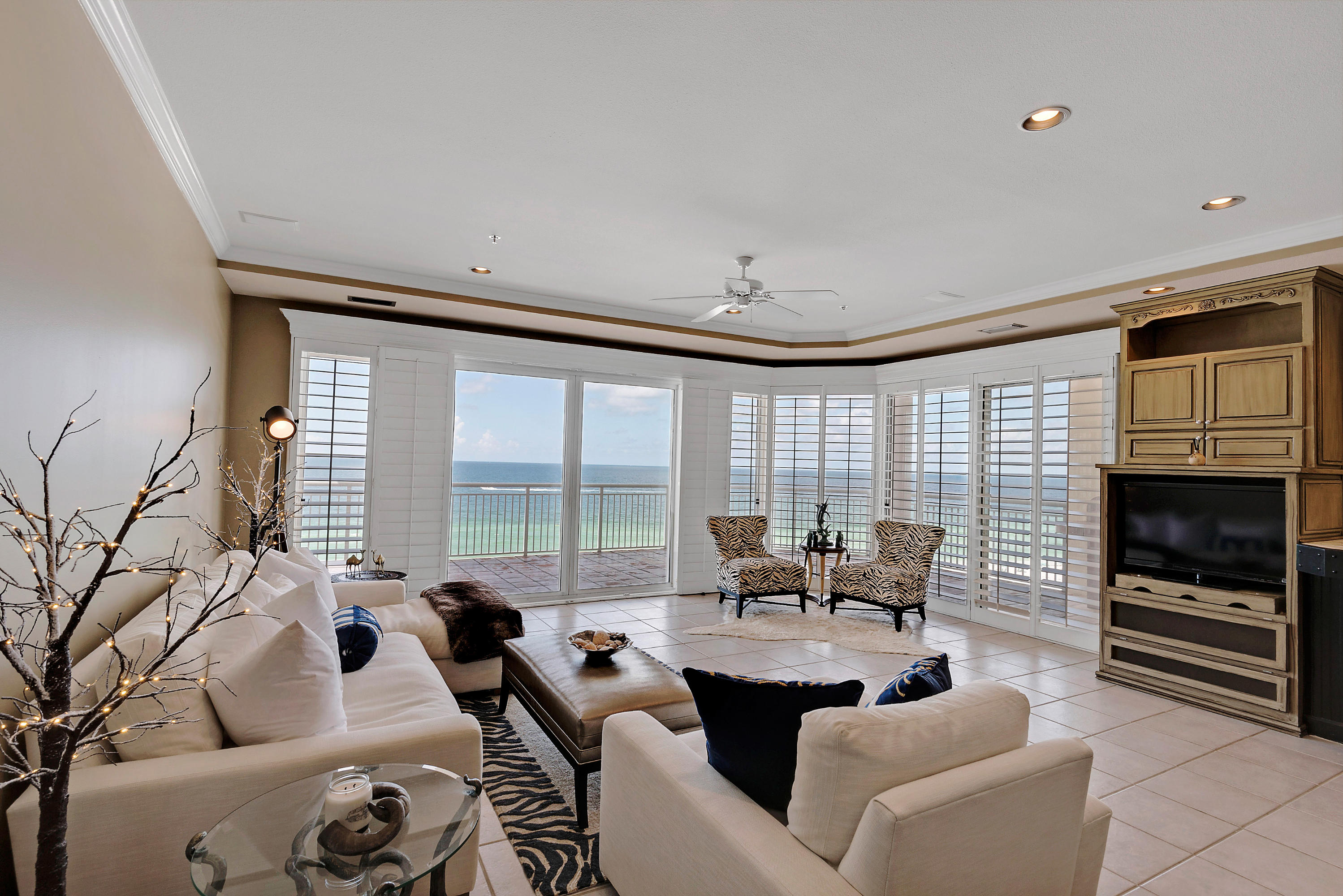 HIDDEN DUNES GRAND VILLAS - Residential