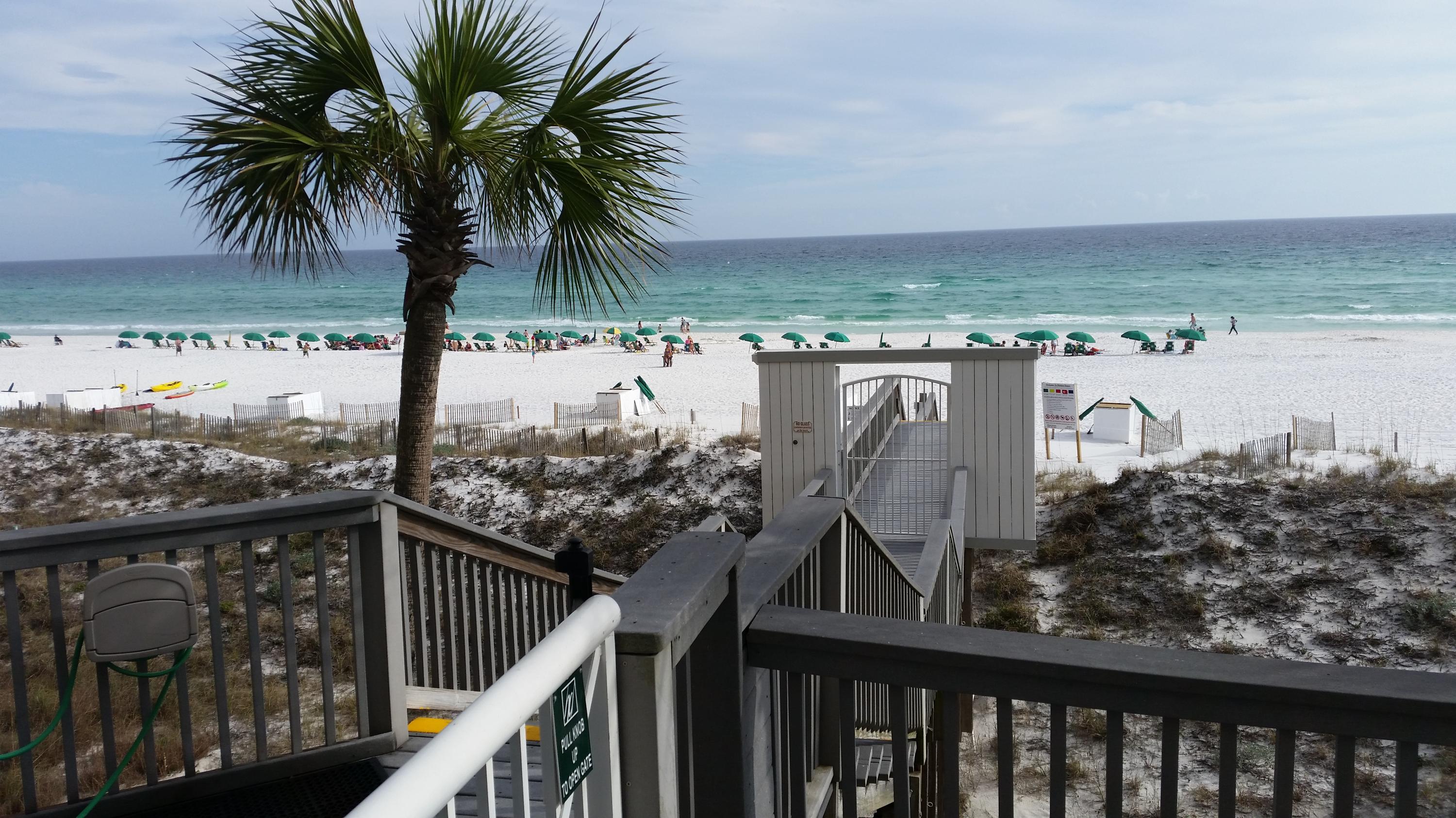 HIDDEN DUNES GRAND VILLAS - Residential