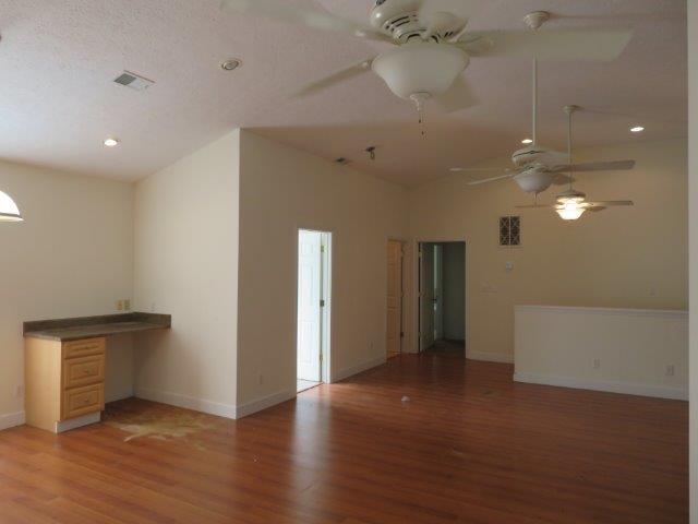 BAY MAGNOLIA - Residential