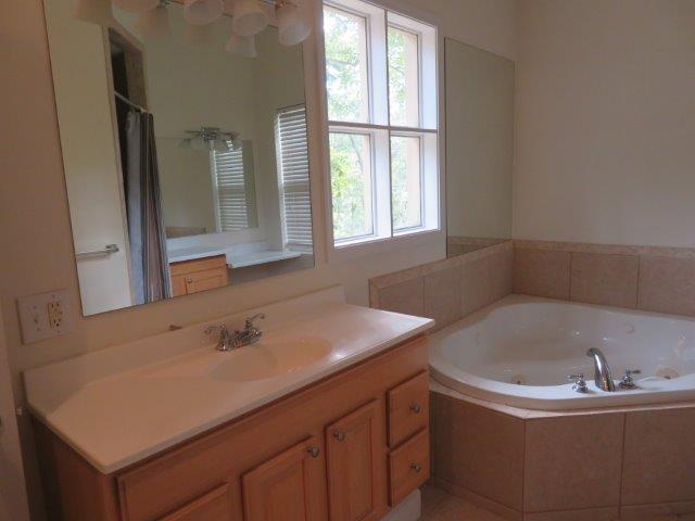 BAY MAGNOLIA - Residential