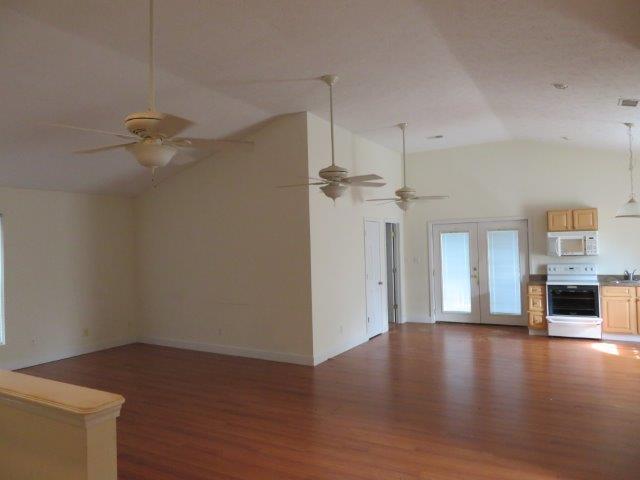 BAY MAGNOLIA - Residential