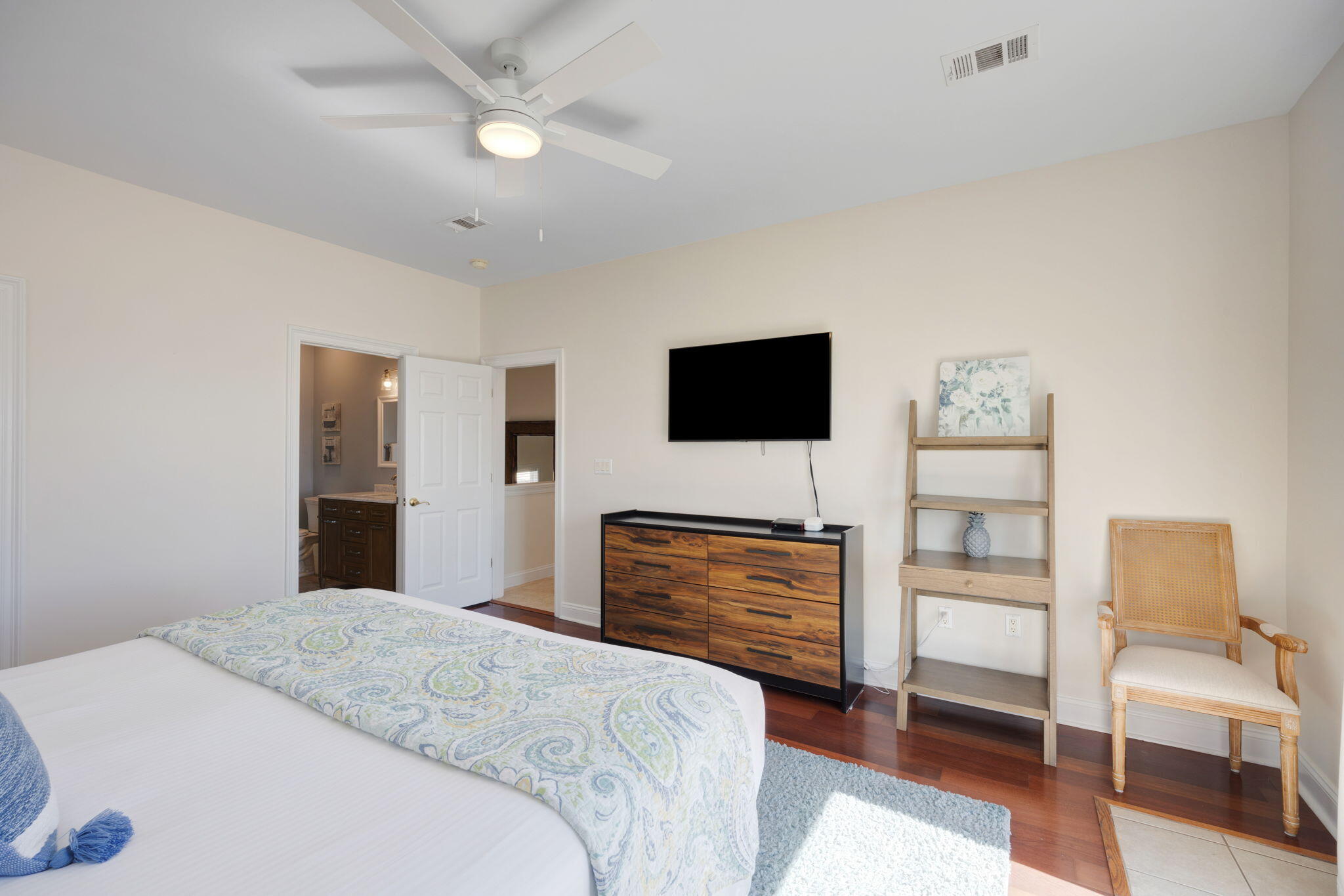 GRANDE BEACH - Residential