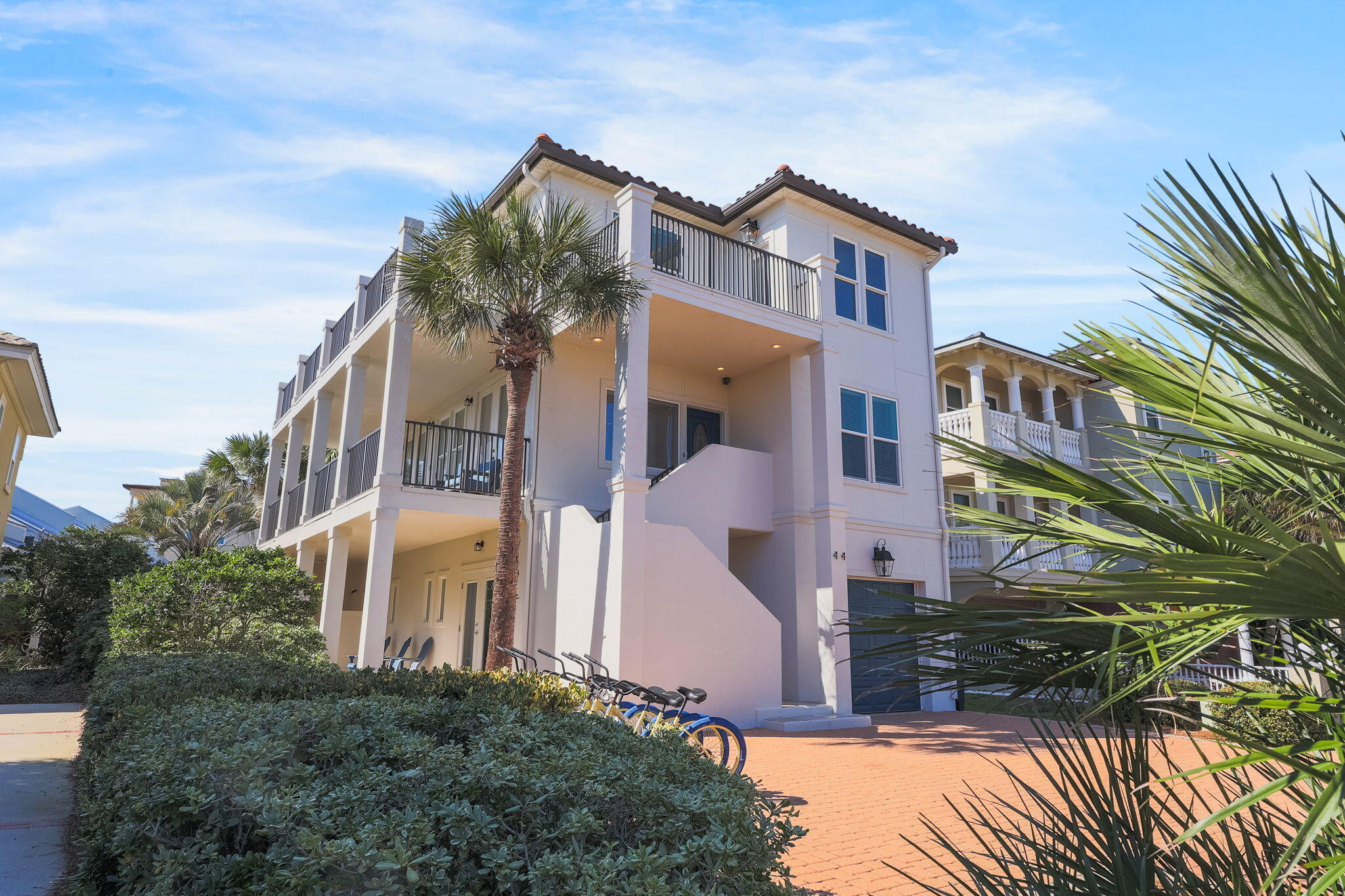 GRANDE BEACH - Residential