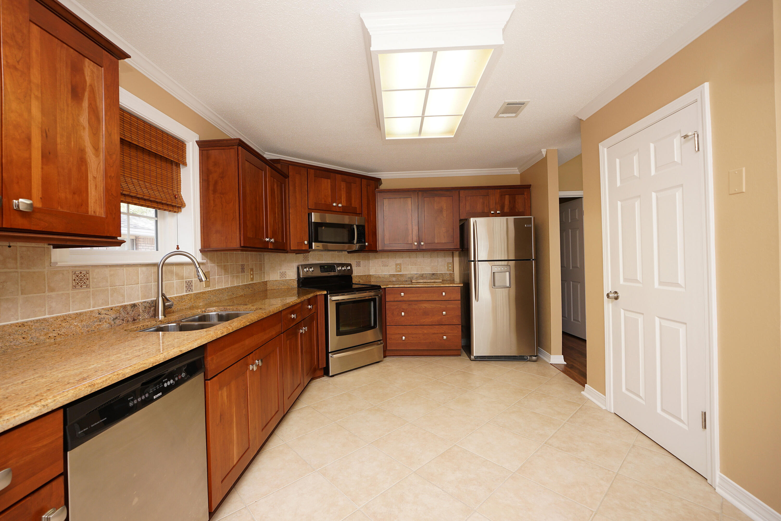 PARKWOOD PLACE AT BLUEWATER BAY - Residential