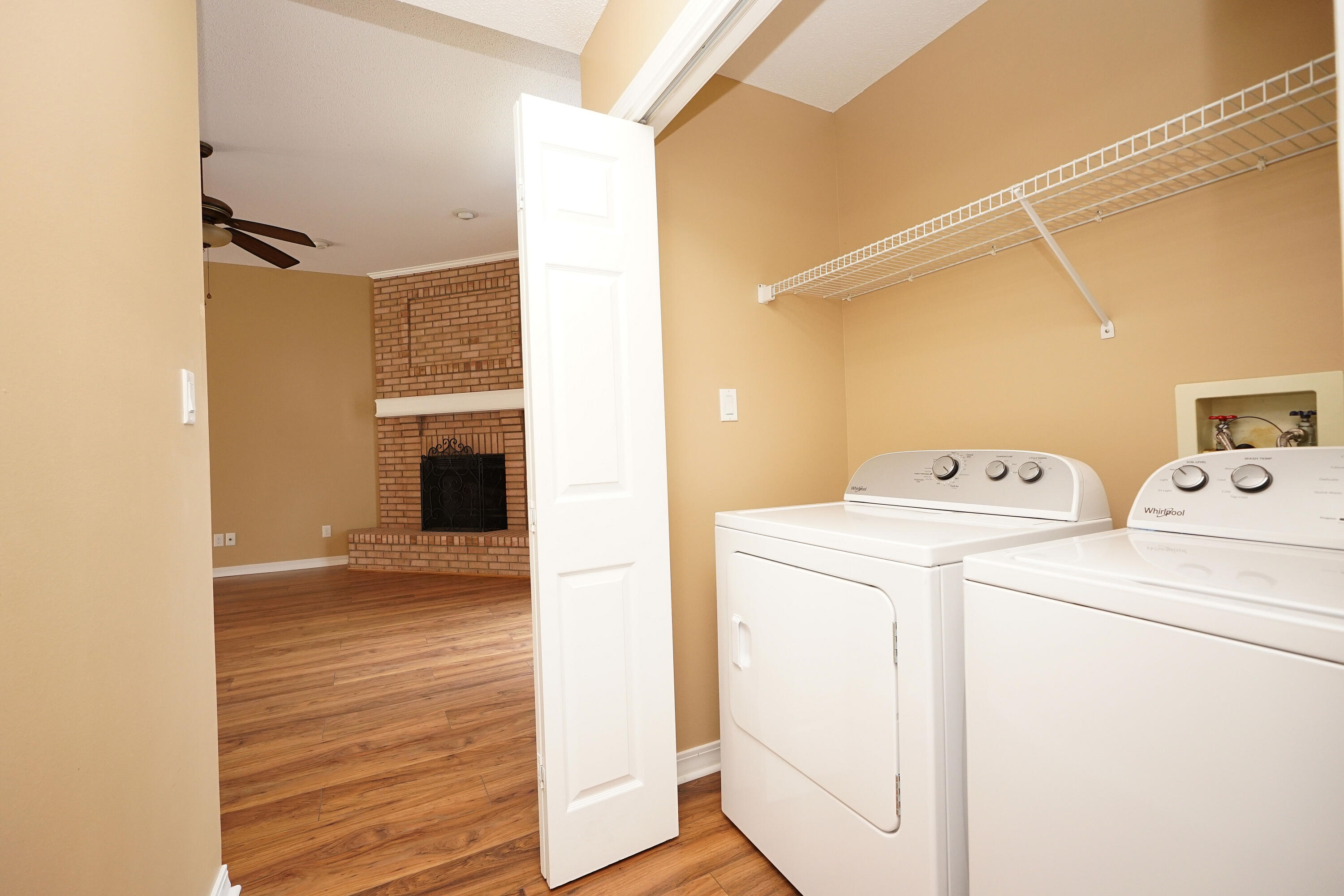 PARKWOOD PLACE AT BLUEWATER BAY - Residential