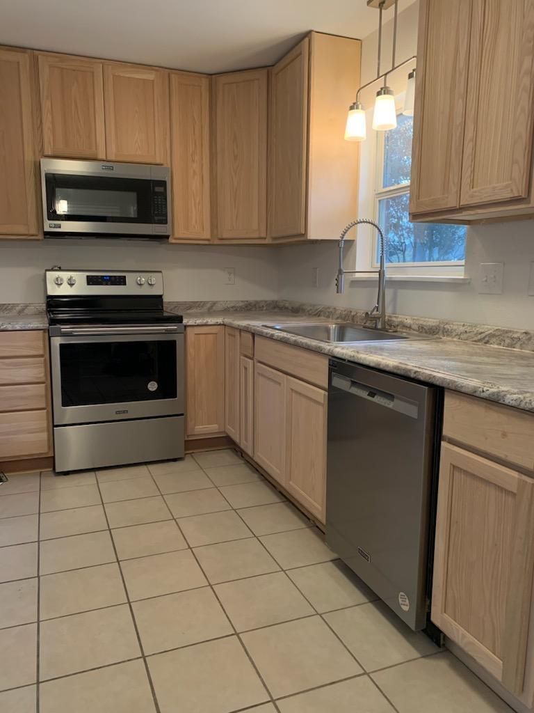 ADAMS POWELL - Residential