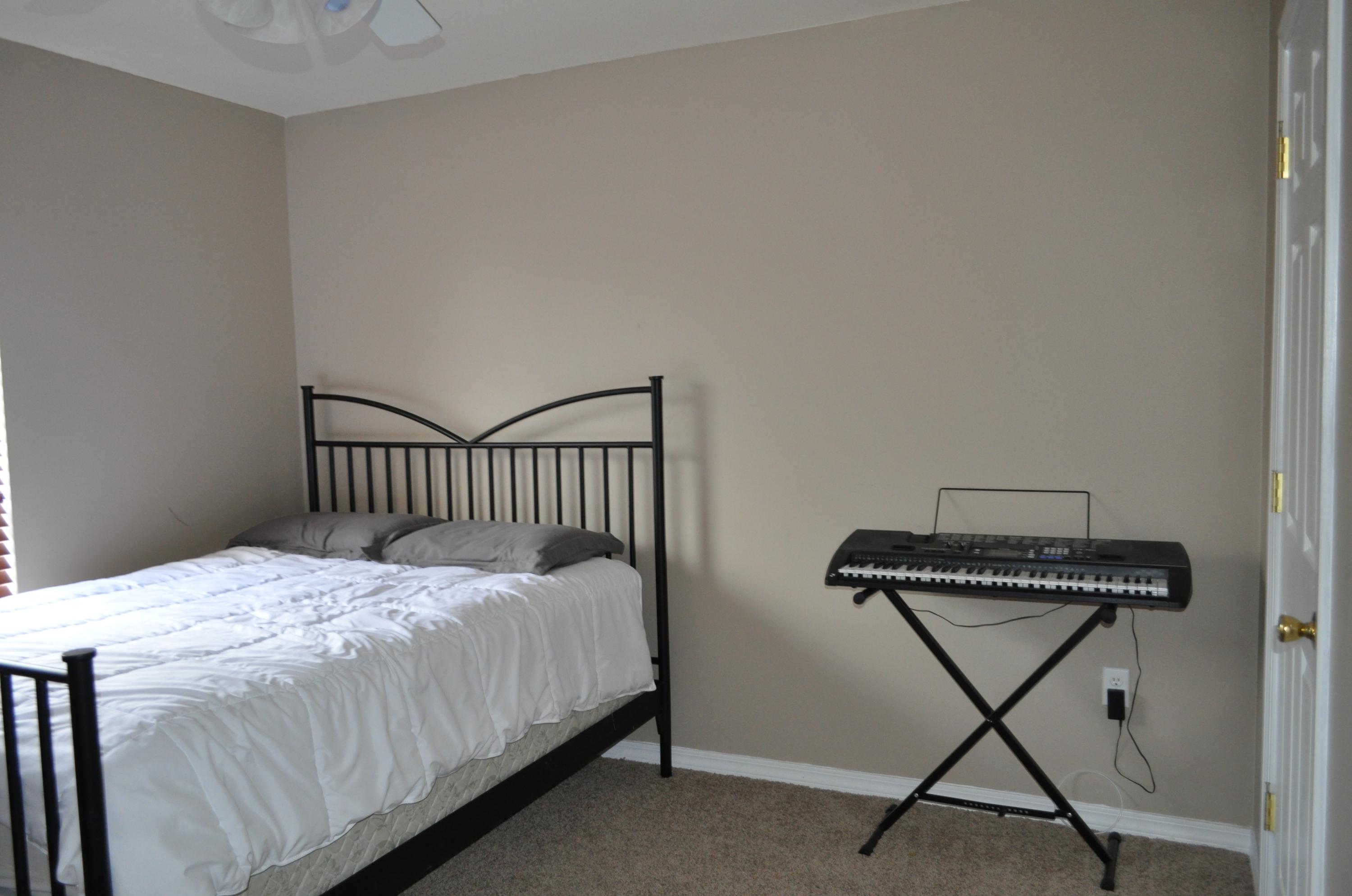 ASHBERRY WOODS - Residential