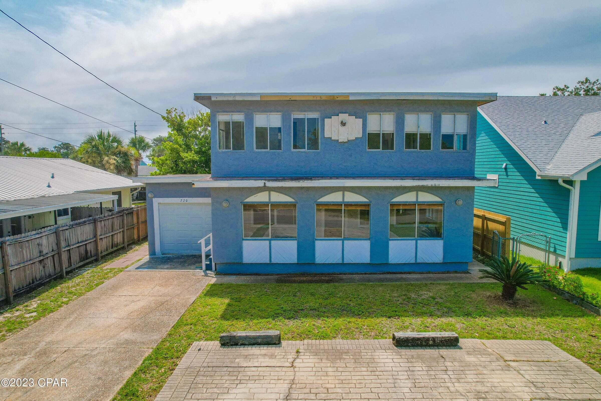 LAGUNA BEACH ESTATES 7TH ADDN - Residential