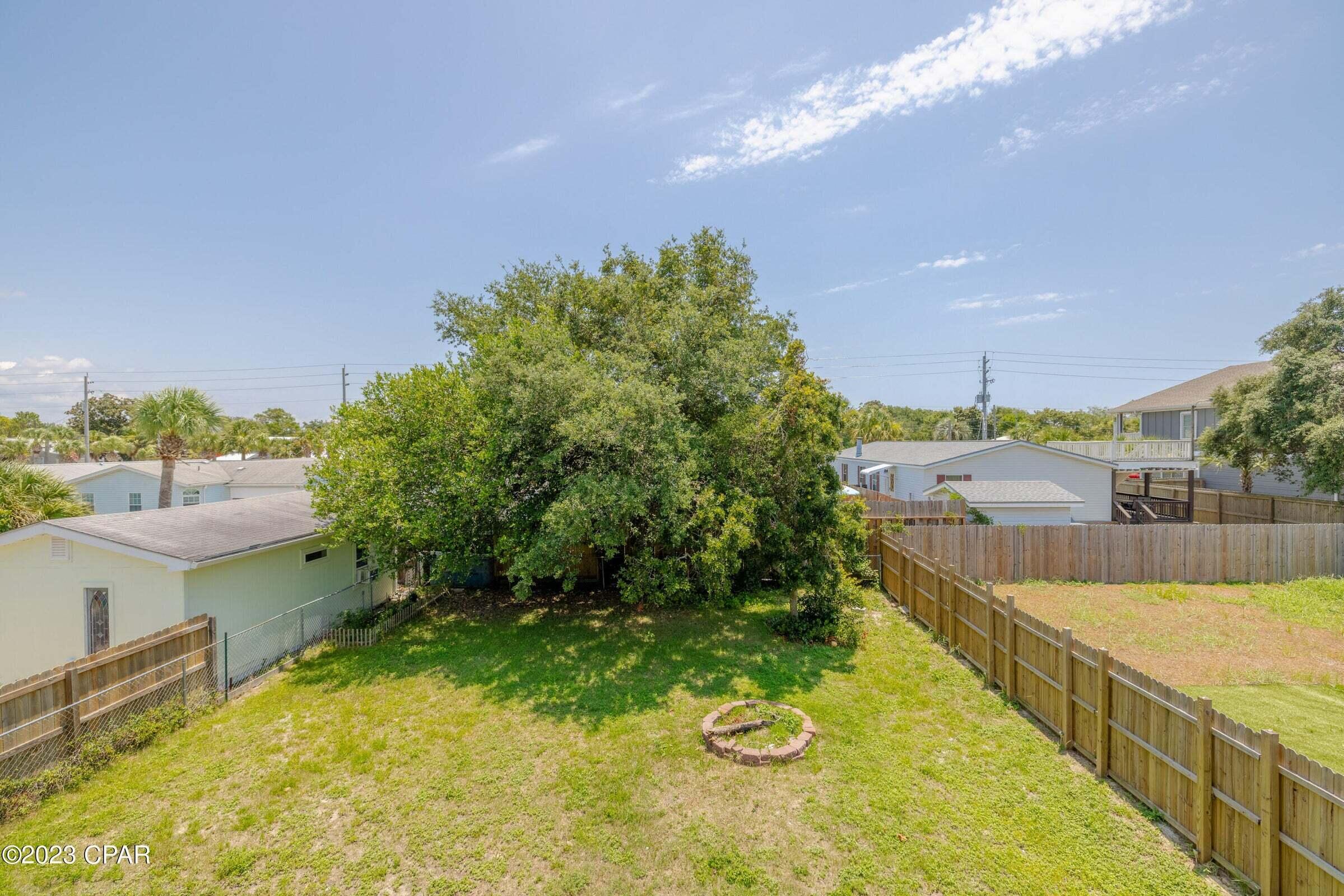 LAGUNA BEACH ESTATES 7TH ADDN - Residential