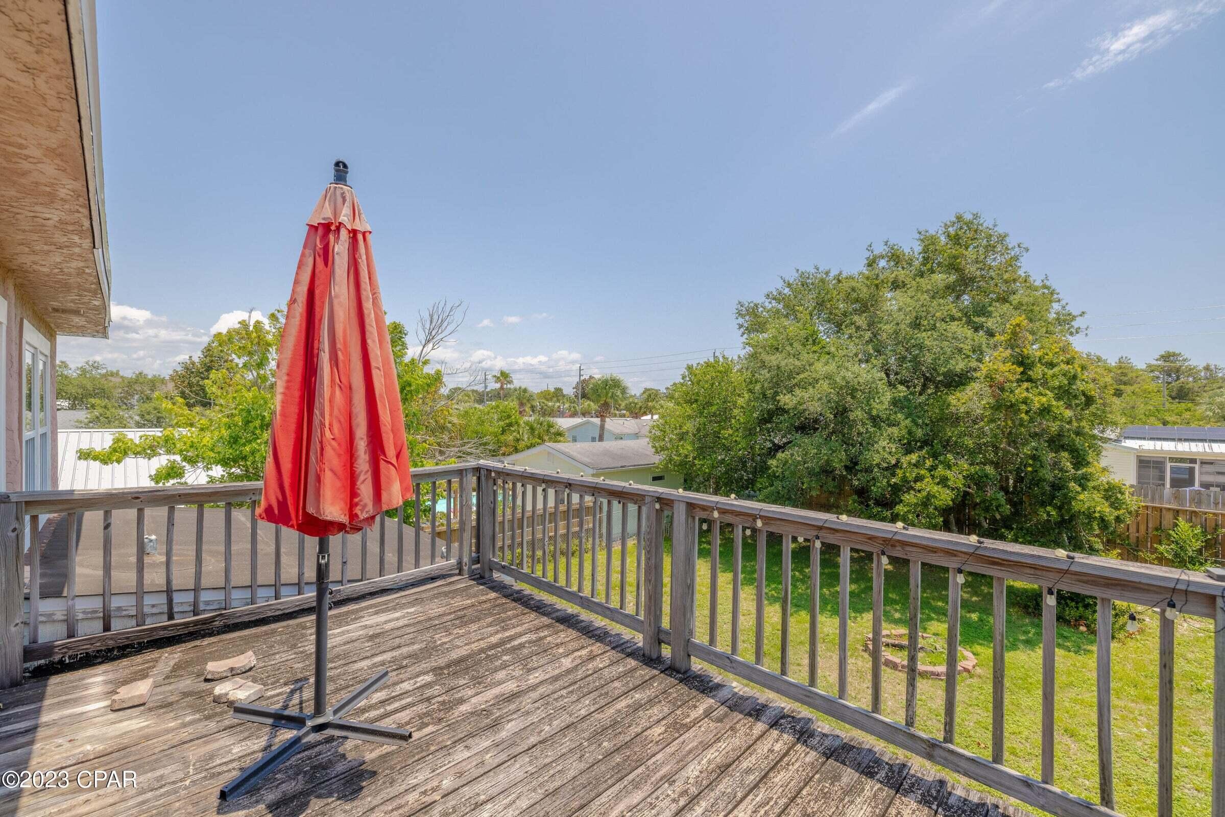 LAGUNA BEACH ESTATES 7TH ADDN - Residential