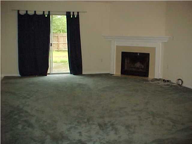 CRESTVIEW - Residential Lease