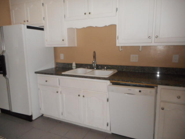 EAST BAY RIVER ESTATES 2ND ADDN - Residential