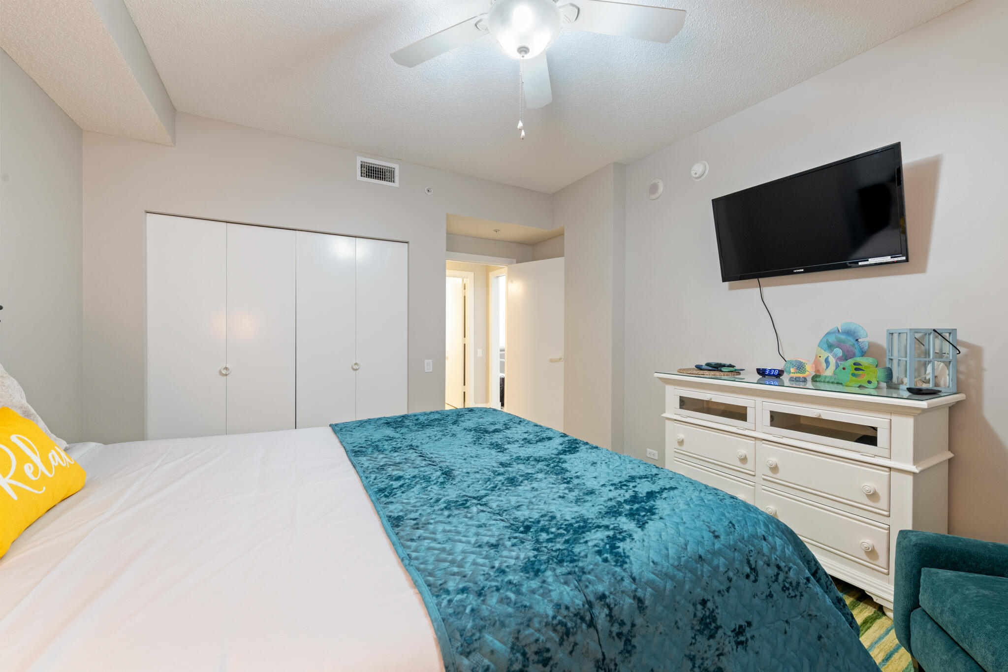 BEACH COLONY RESORT - Residential