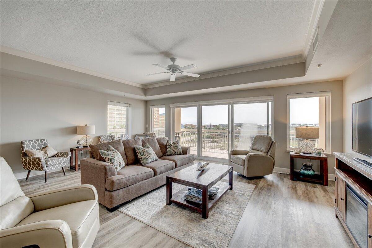 HARBOR LANDING - Residential