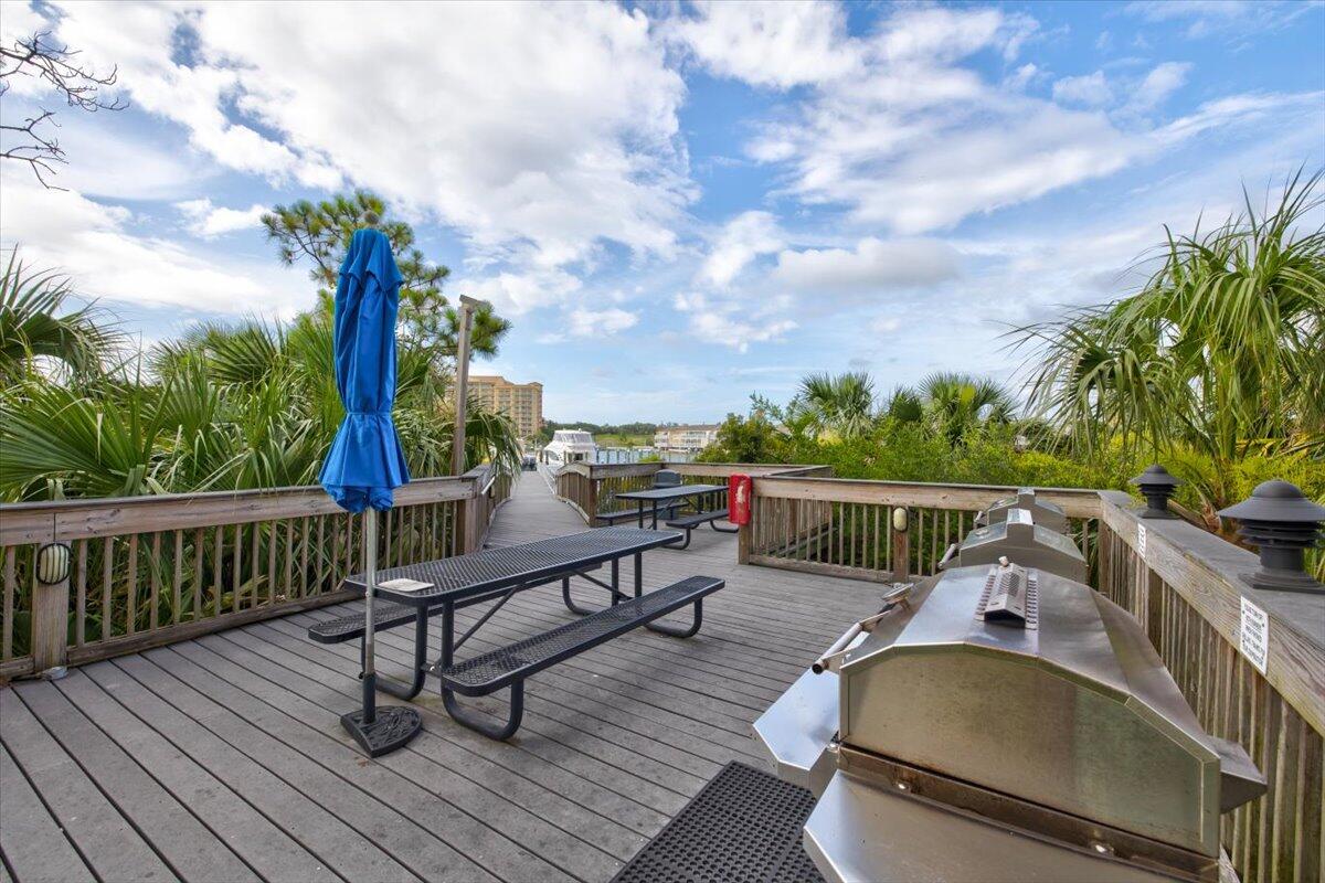 HARBOR LANDING - Residential