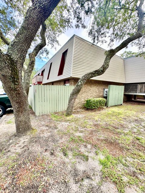 A home in Fort Walton Beach