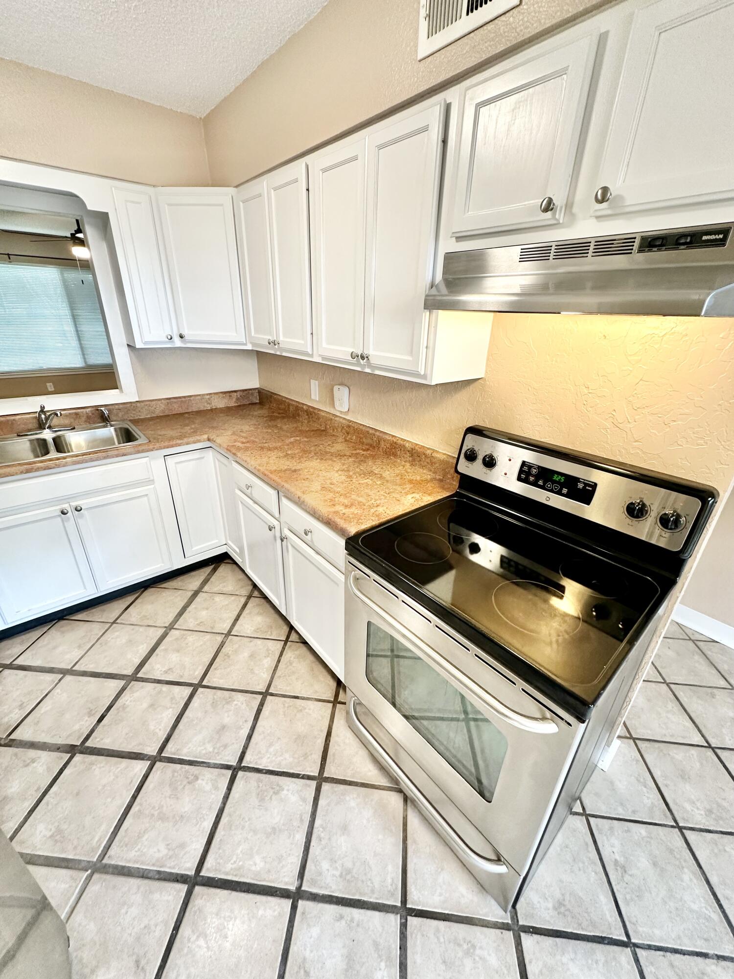 PIER ONE CONDO - Residential