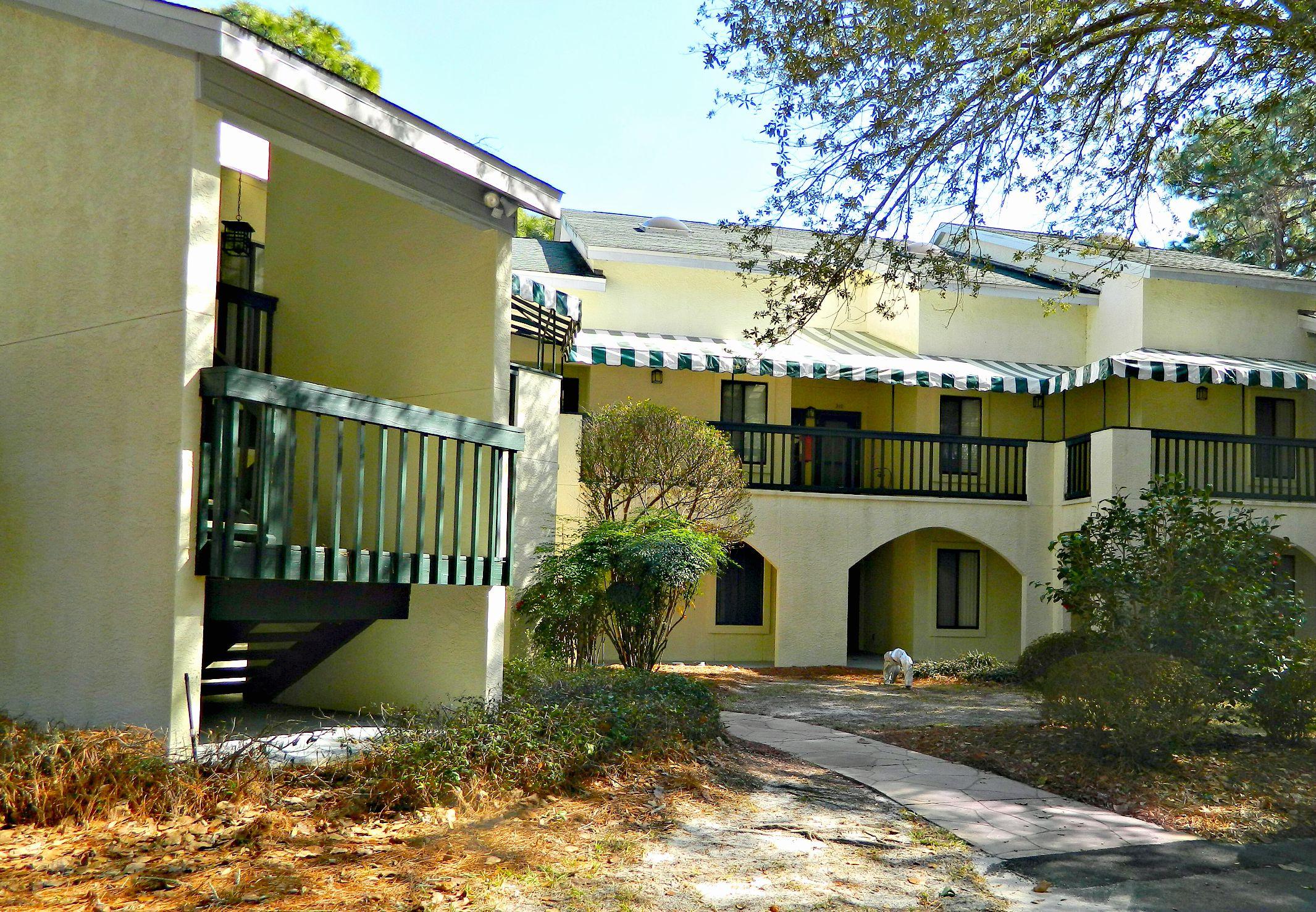 LAKESIDE CONDO AT BLUEWATER BAY - Residential