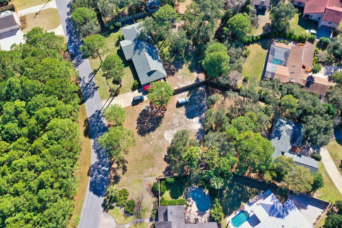 SANDESTIN ESTATES - Land