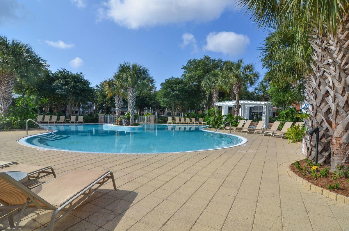 SANDESTIN ESTATES - Land