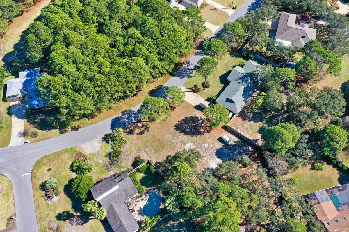 SANDESTIN ESTATES - Land