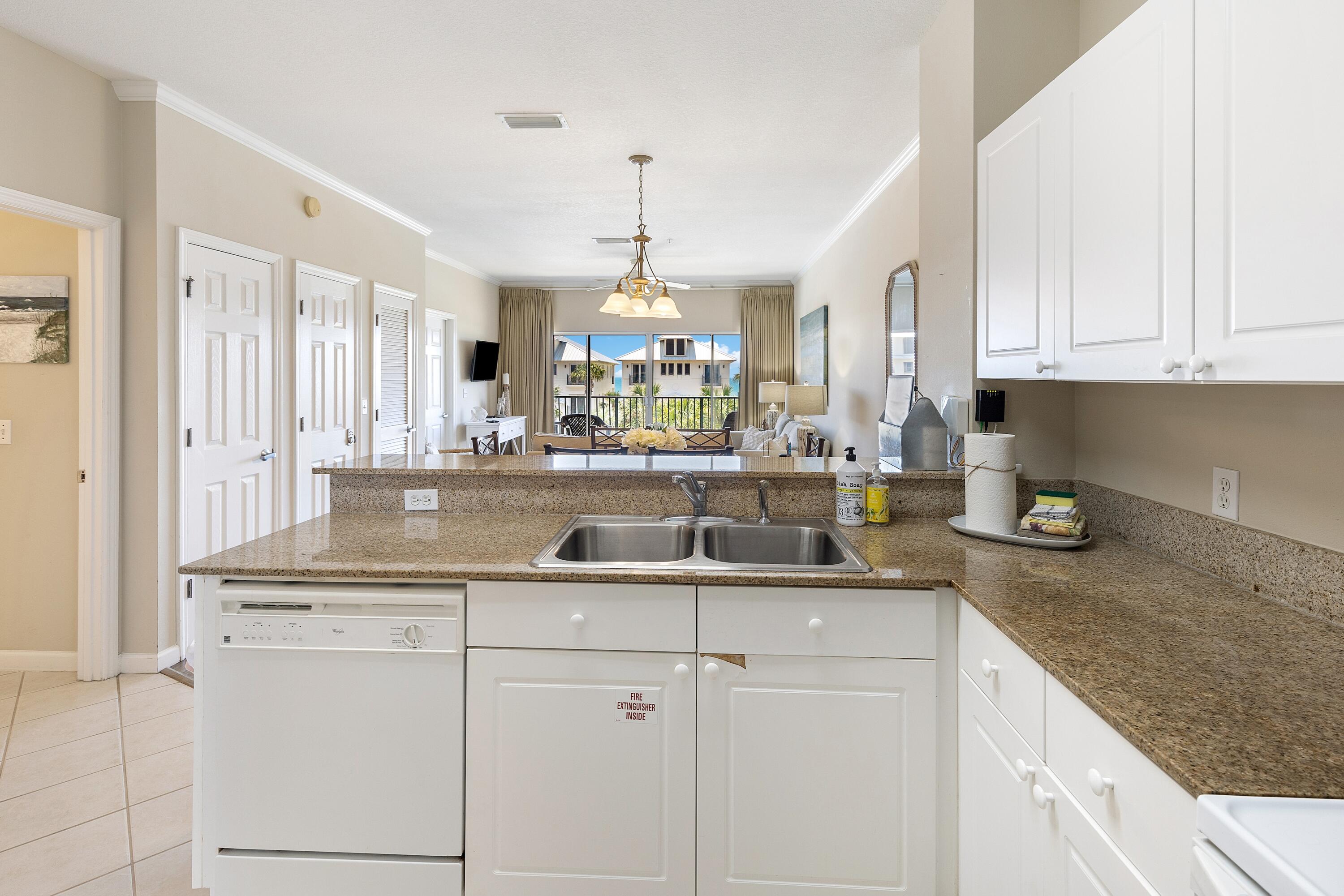 EMERALD WATERS - Residential