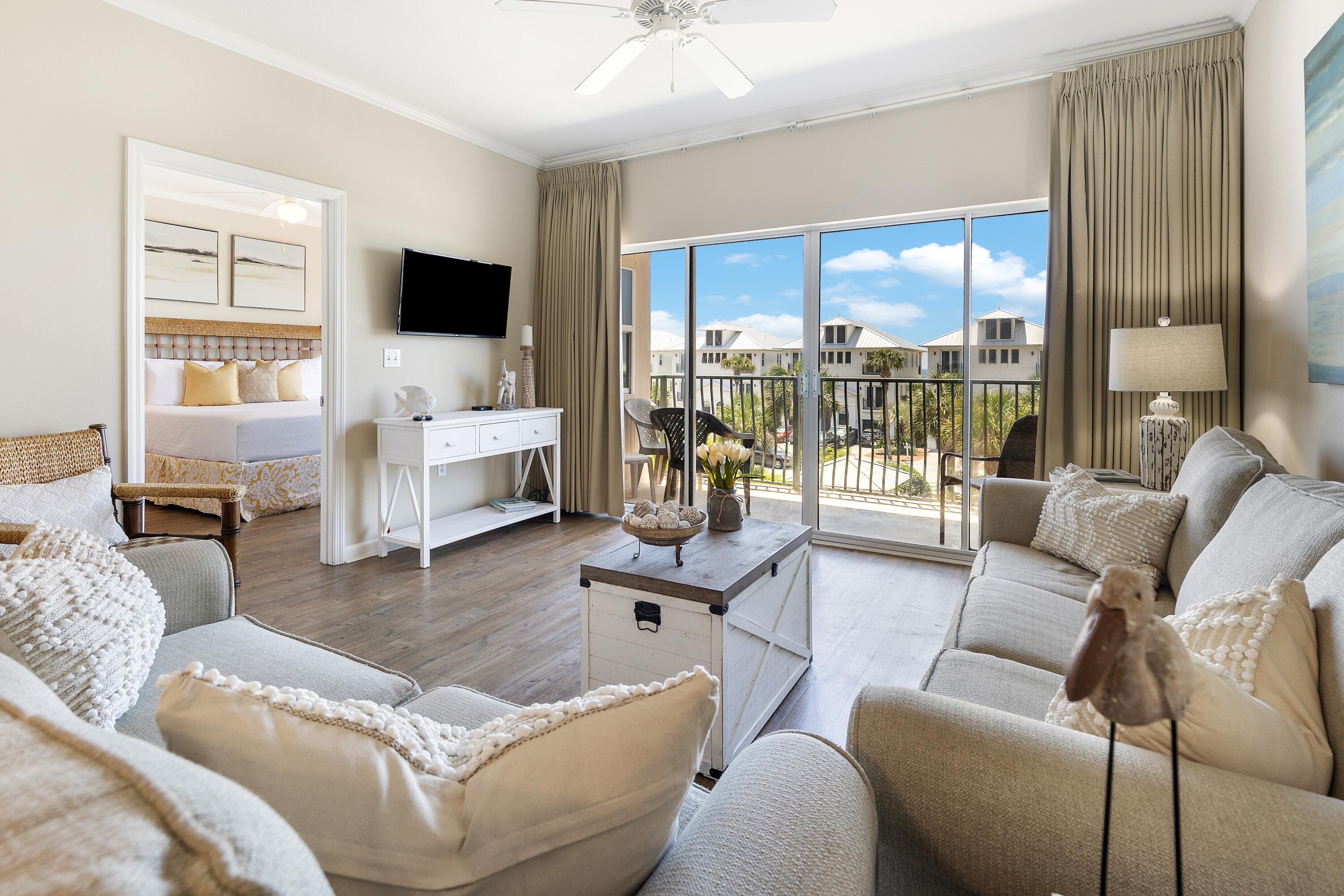 EMERALD WATERS - Residential