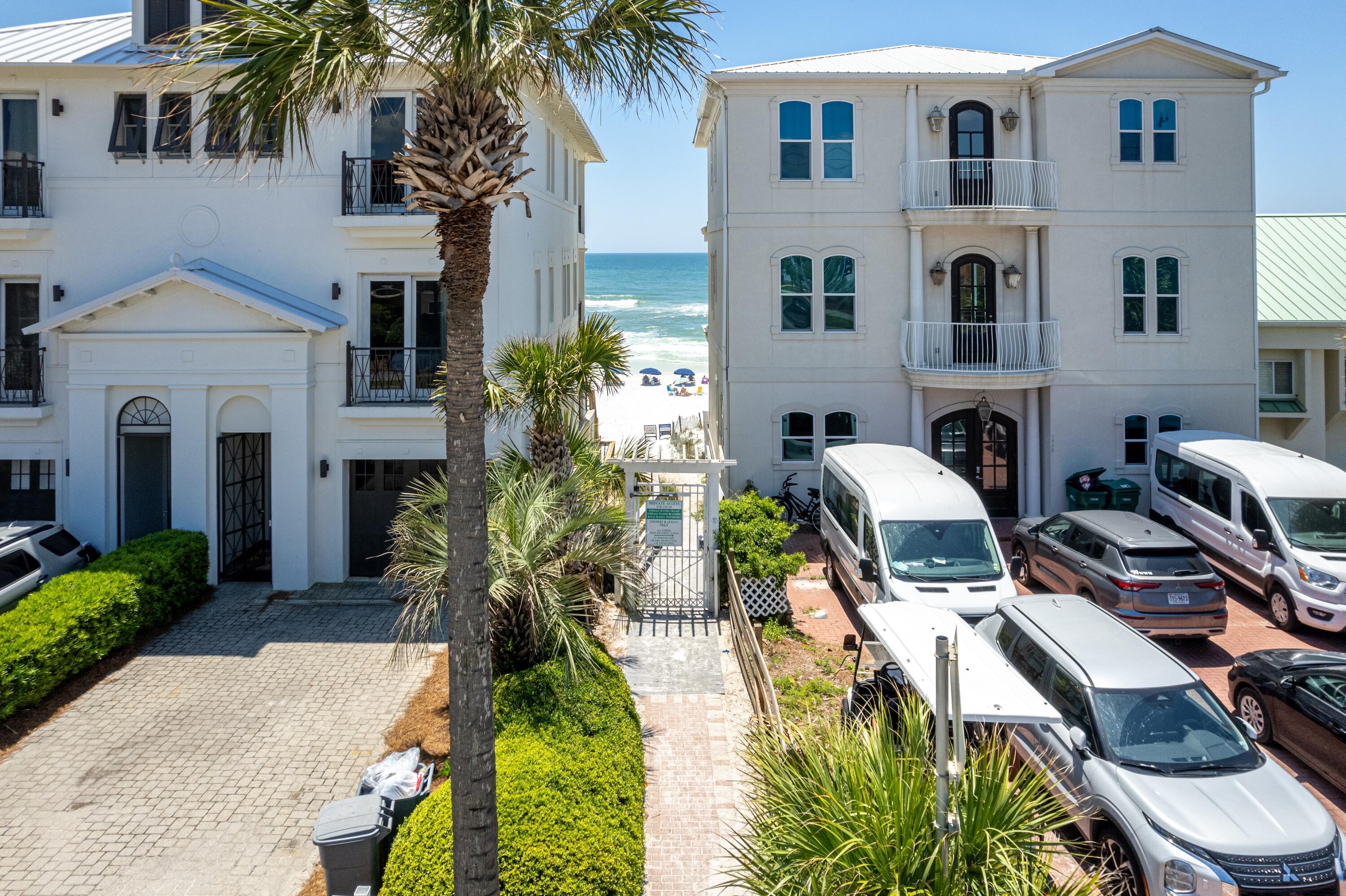 EMERALD WATERS - Residential