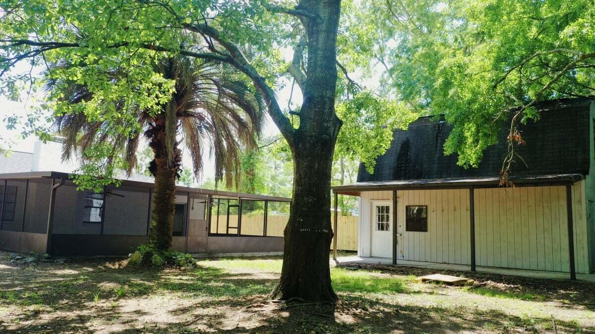 WELLINGTON FOREST - Residential