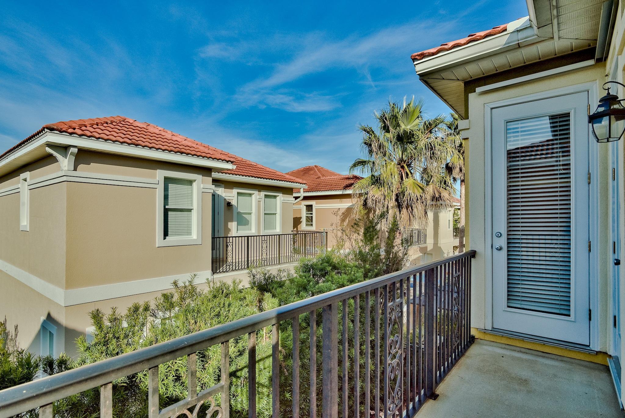 CALUSA BAY S/D - Residential Lease