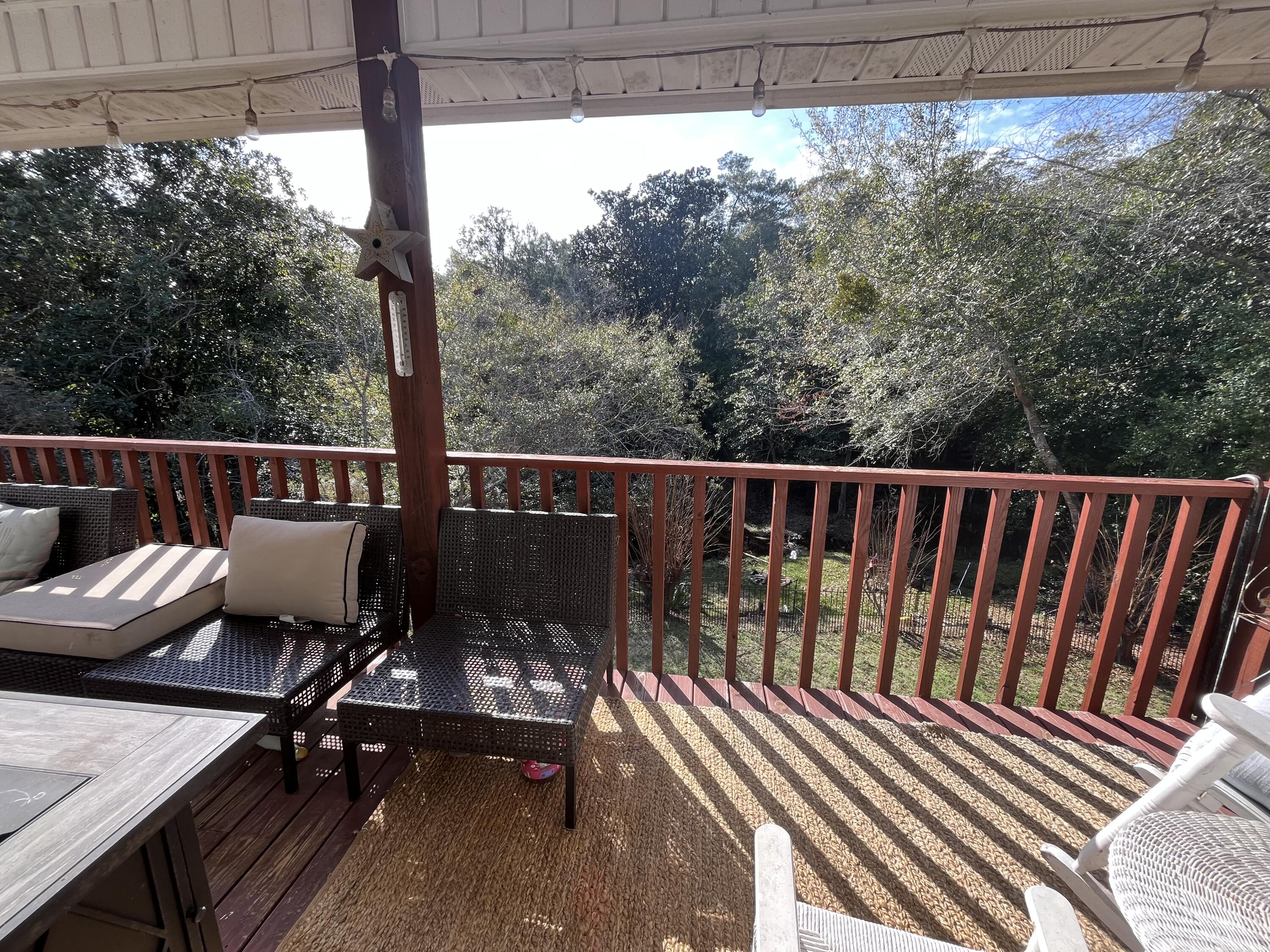 CREEKSIDE - Residential Lease