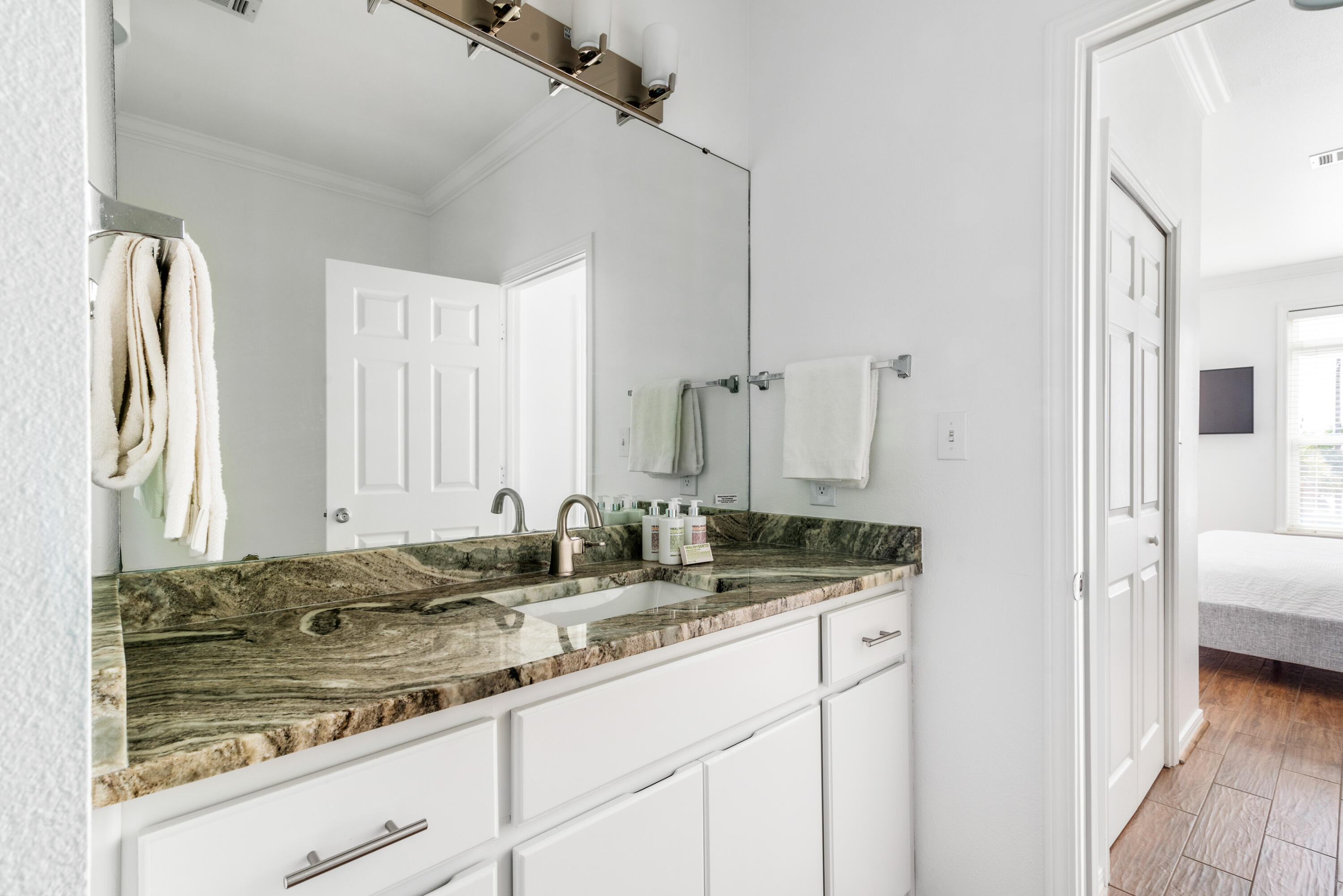 GULFSIDE COTTAGES - Residential