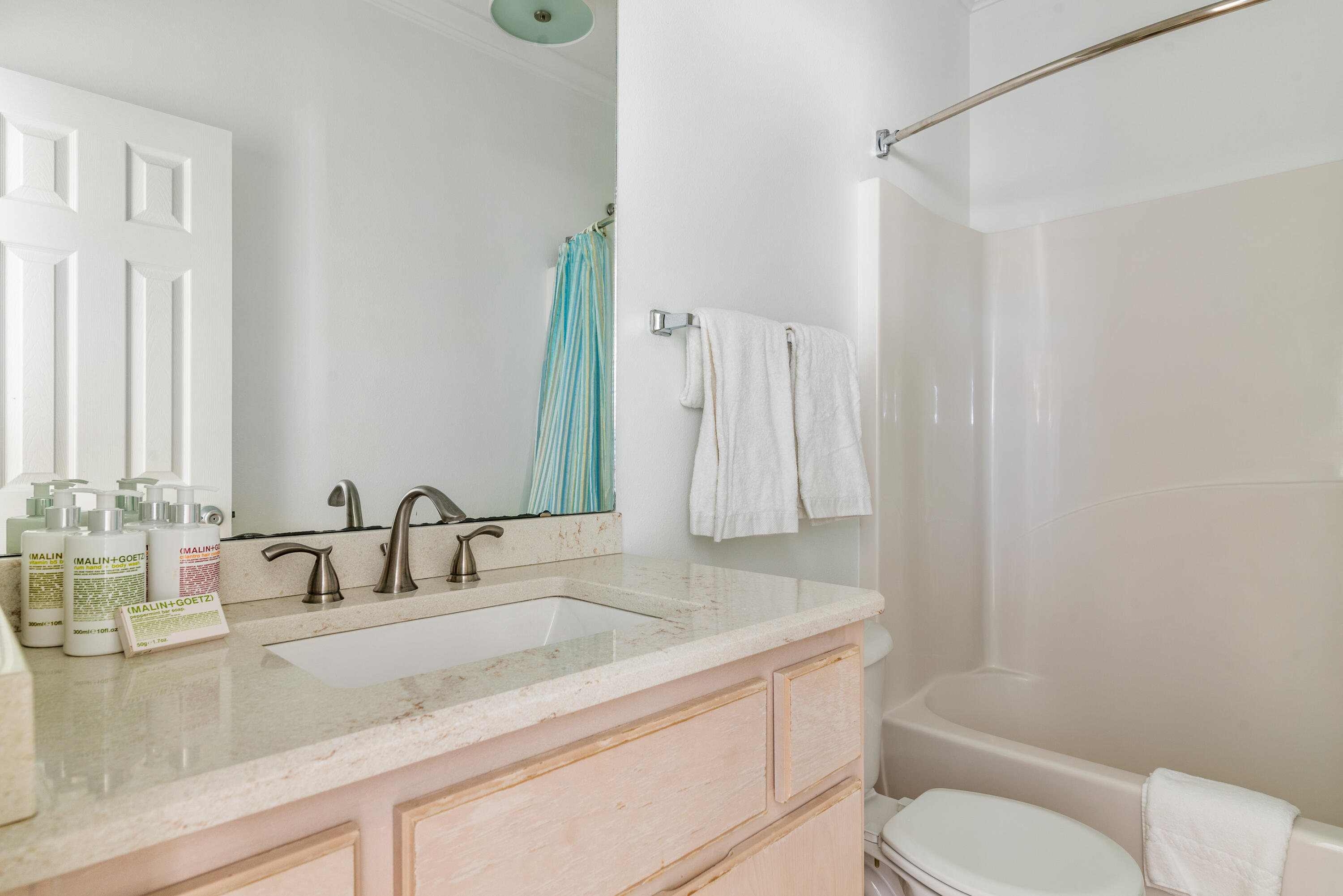 GULFSIDE COTTAGES - Residential