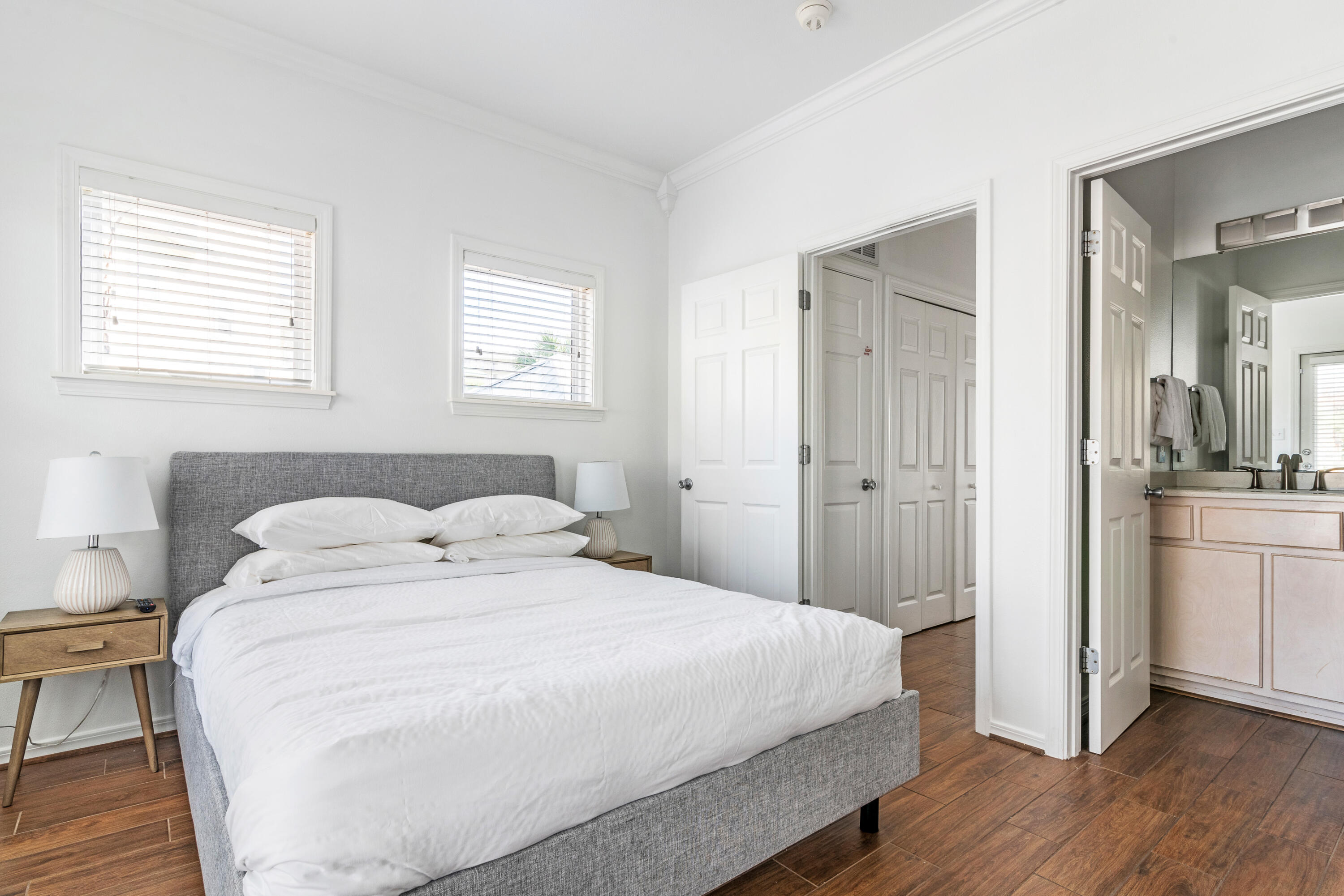 GULFSIDE COTTAGES - Residential