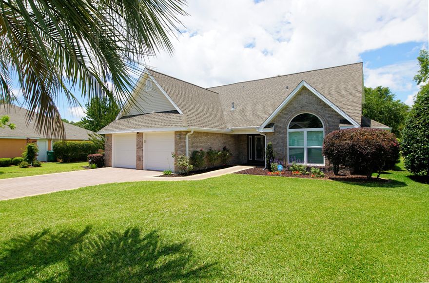 Spacious updated Beautiful 5 Bedroom 5 Bath home in a Gated Community minutes from Eglin AFB. Enter the foyer and great room that looks out through a wall of glass sliding doors to the large open patio, golf course and beautiful landscaping. This home features an open floor plan with high ceilings, tile and wood floors. Large open kitchen with beautiful wood cabinets, quartz counter tops, built-in wine rack and gas cooking with electric oven.Two of Three master suites are located on the first floor. One of the new Master baths features a walk-in steam shower, double vanities, quarts counters and stand alone tub. The 2nd master bath features a walk-in shower, double vanities and quarts counters.On the first floor is another room perfect for an office or den and a 1/2 Guest bath.